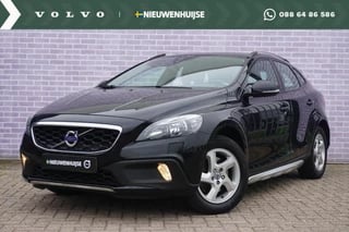 Volvo V40 Cross Country 1.6 T4 Momentum | Dealer onderhouden | Afneembare Trekhaak | Regensensor | LM velgen | Parkeercamera | High Performance Audio | Navigatie |