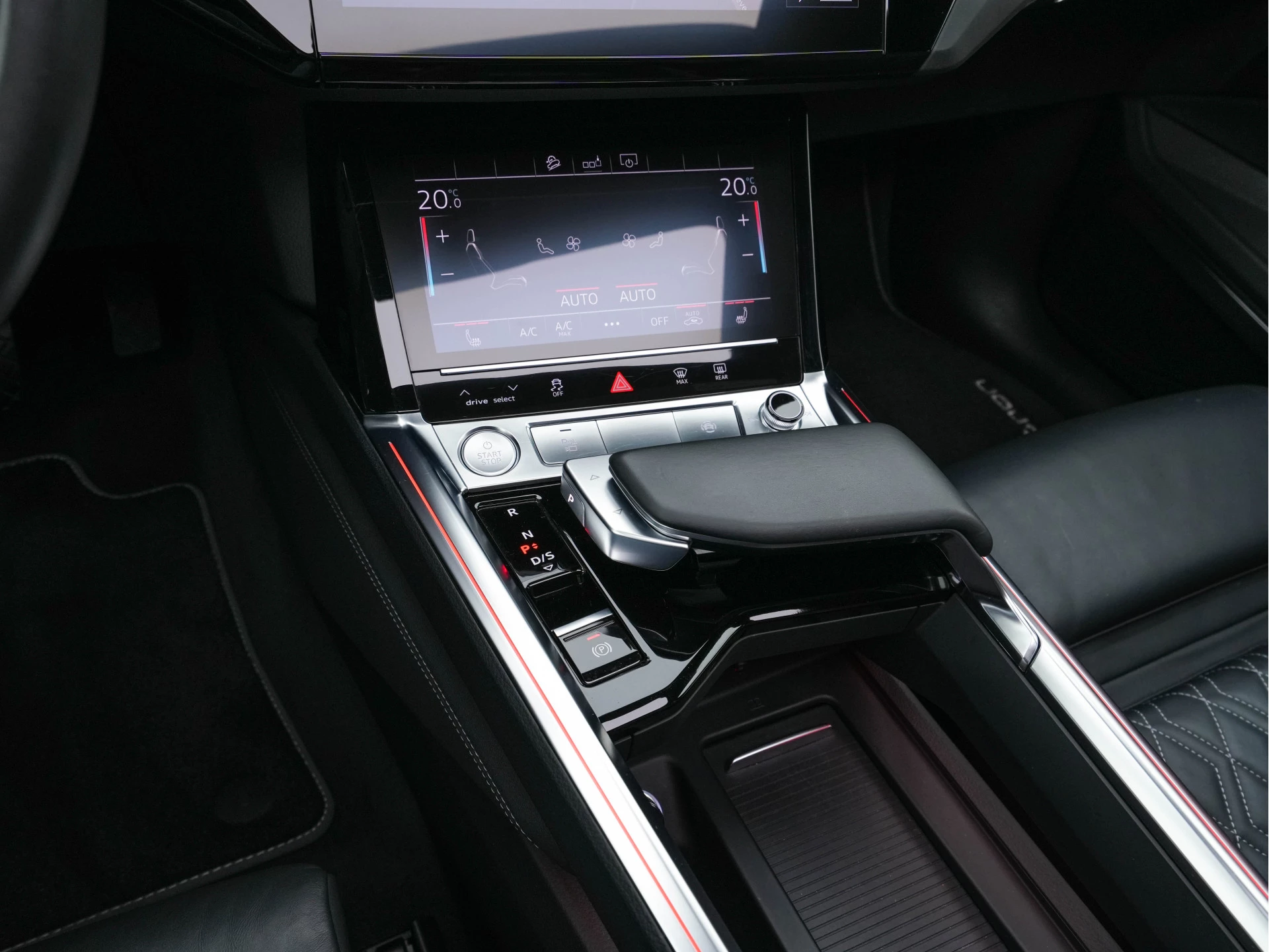 Hoofdafbeelding Audi e-tron