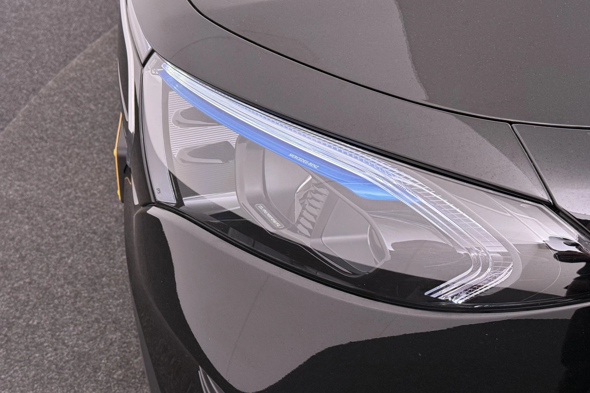 Hoofdafbeelding Mercedes-Benz EQB