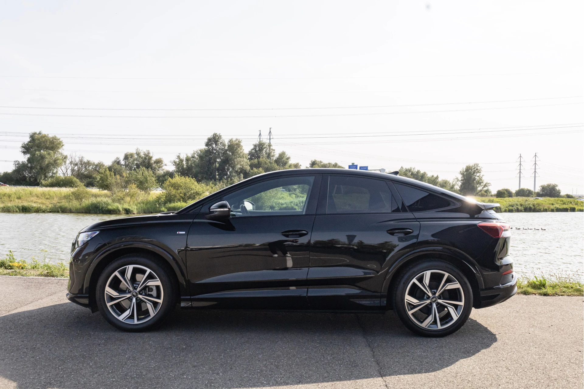 Hoofdafbeelding Audi Q4 e-tron