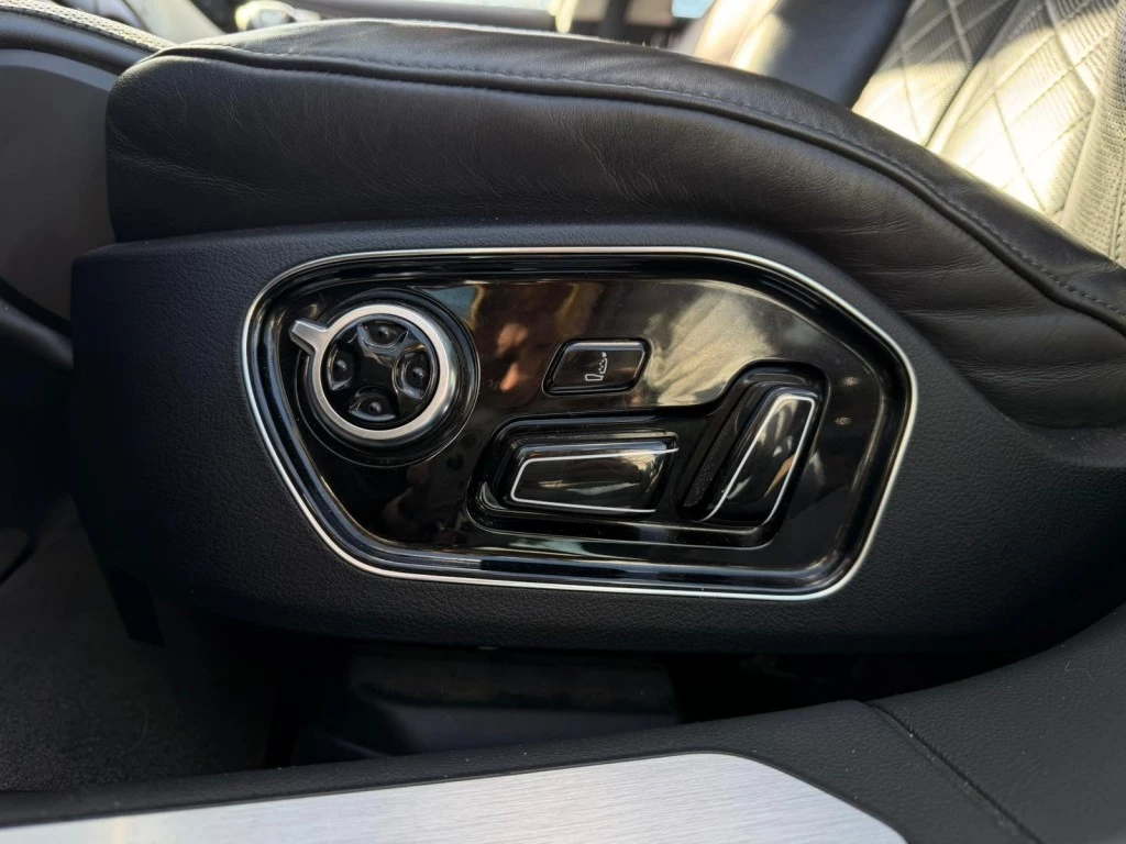 Hoofdafbeelding Audi A8