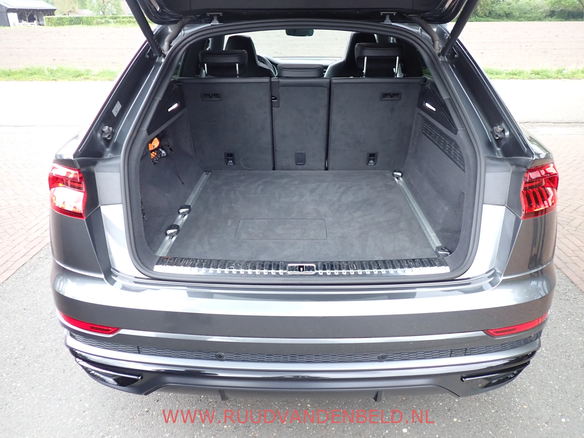 Hoofdafbeelding Audi Q8