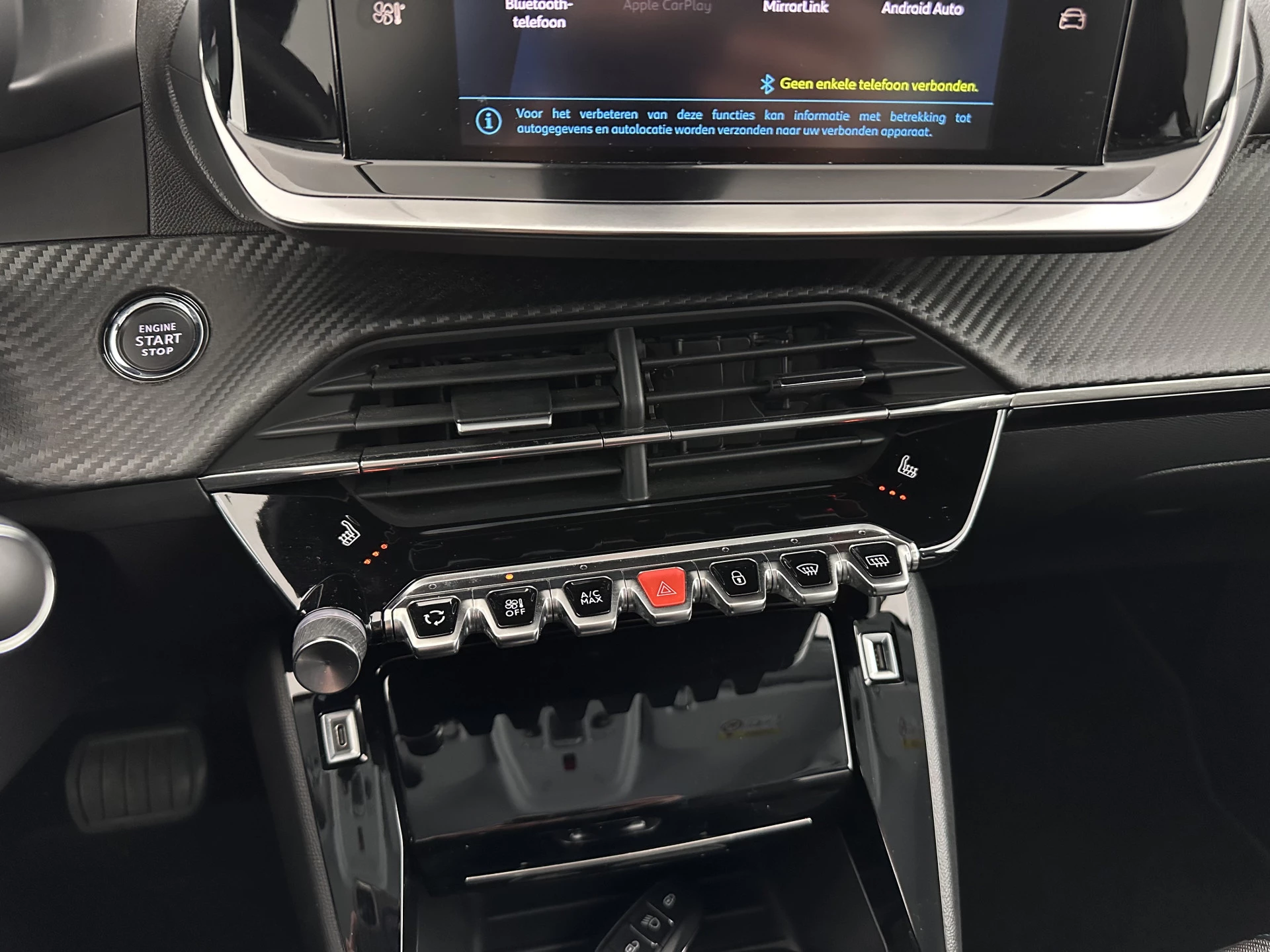 Hoofdafbeelding Peugeot e-208