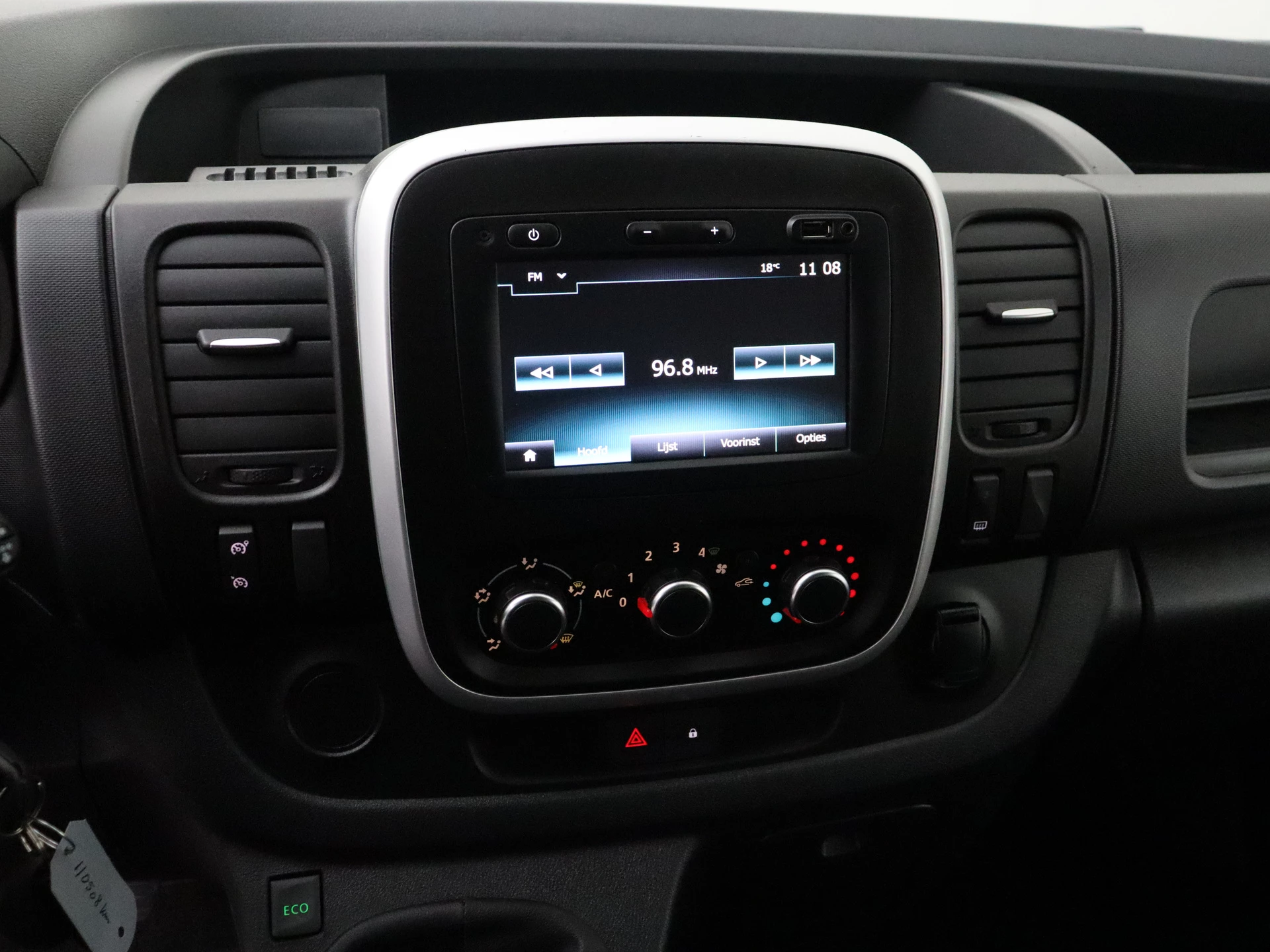 Hoofdafbeelding Nissan NV300