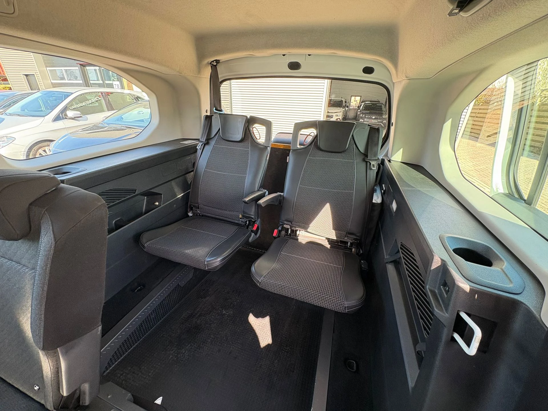 Hoofdafbeelding Peugeot Rifter