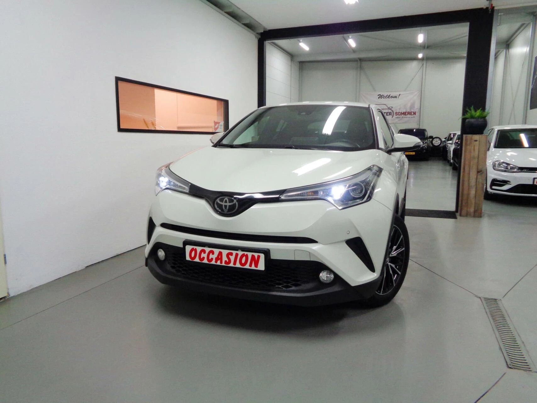 Hoofdafbeelding Toyota C-HR