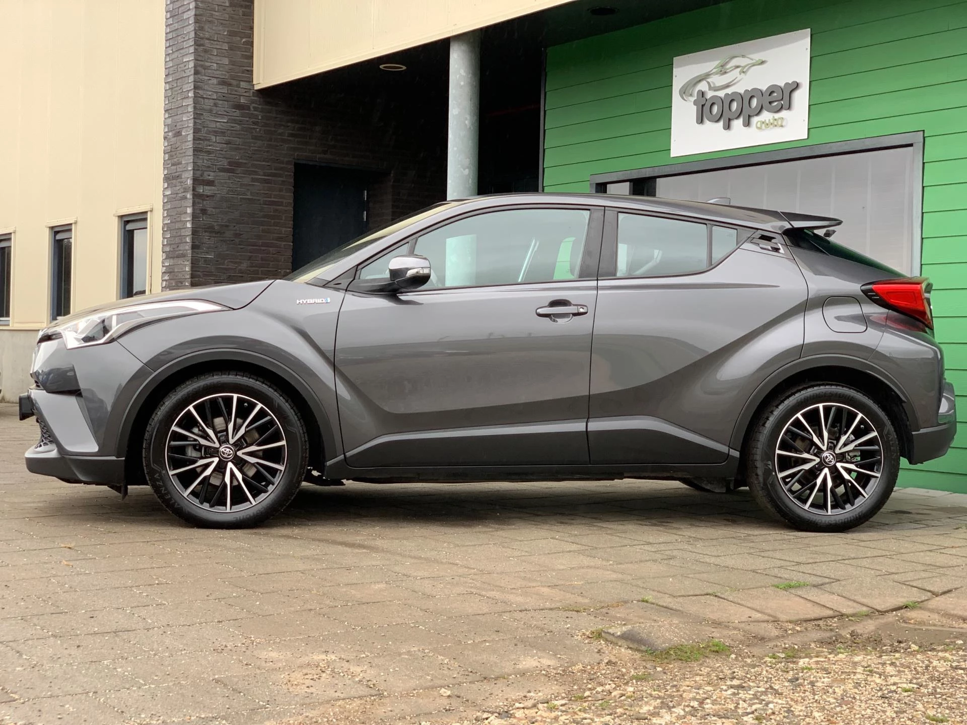 Hoofdafbeelding Toyota C-HR