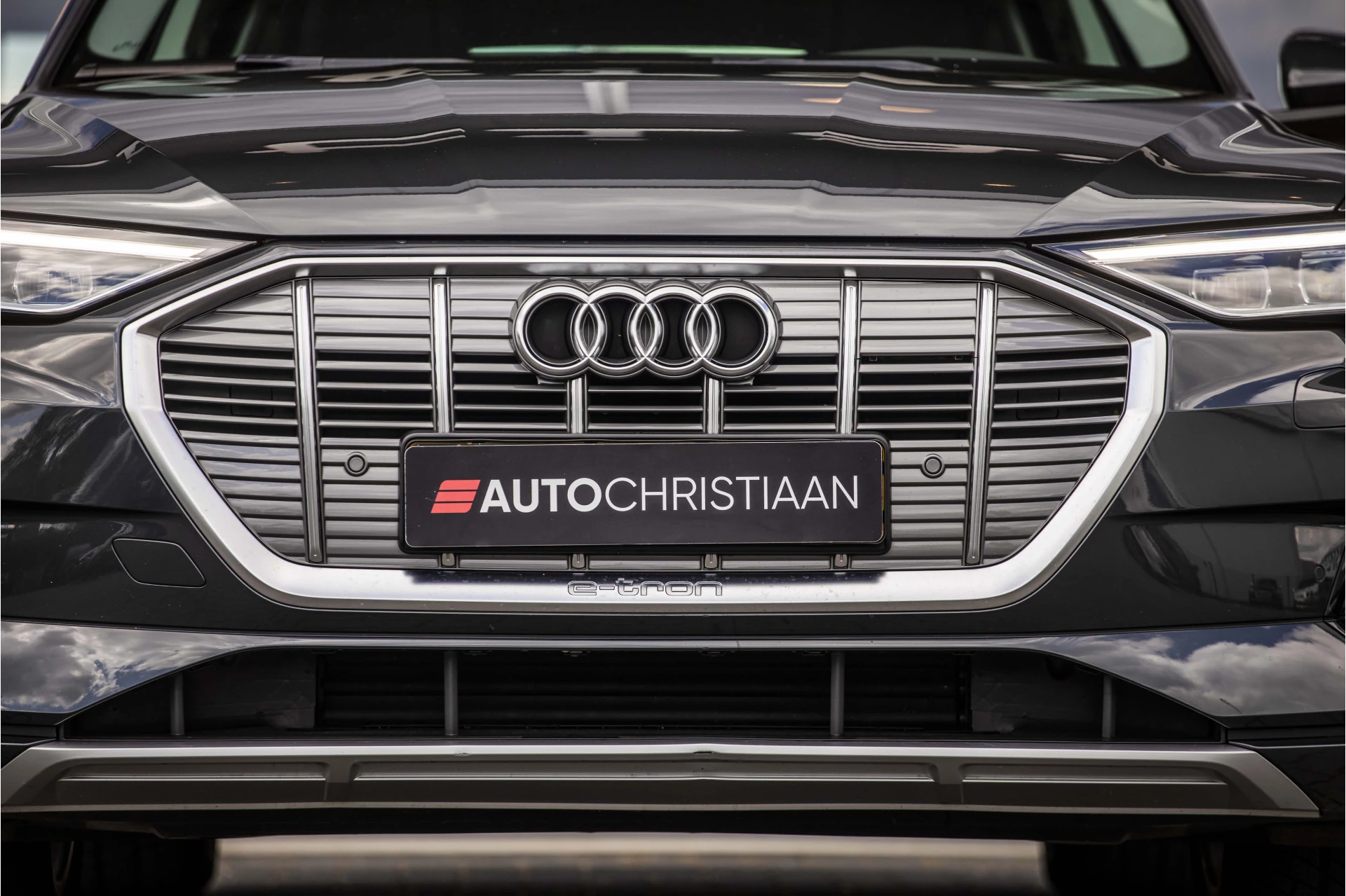 Hoofdafbeelding Audi e-tron