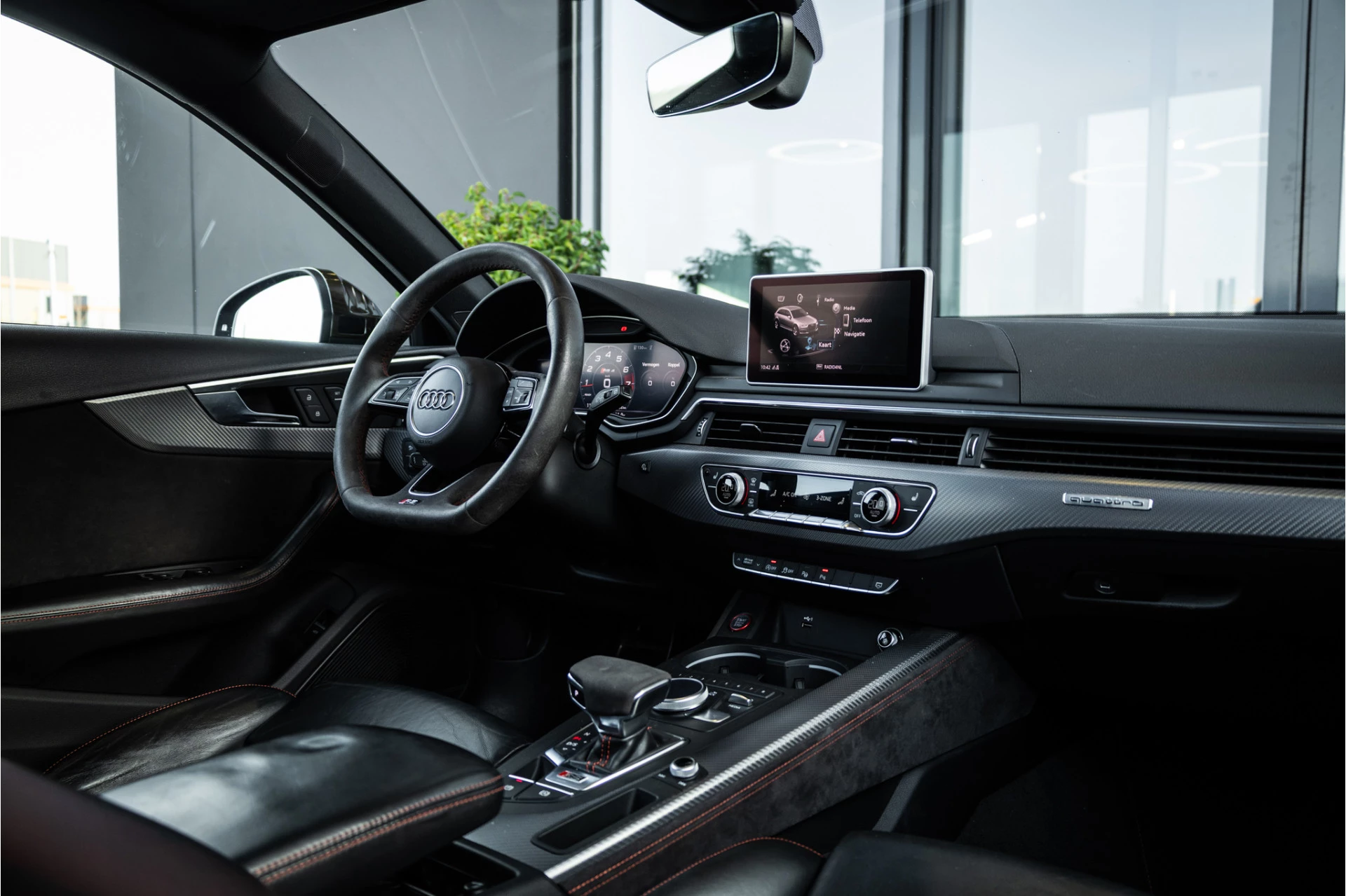 Hoofdafbeelding Audi RS4