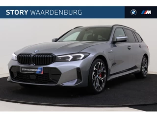 BMW 3 Serie Touring 330e M Sport Automaat / Trekhaak / Achteruitrijcamera / Sportstoelen / Comfort Access / Adaptieve LED / Active Cruise Control / Stuurverwarming