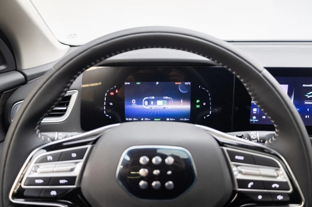 Hoofdafbeelding DFSK E5 PHEV