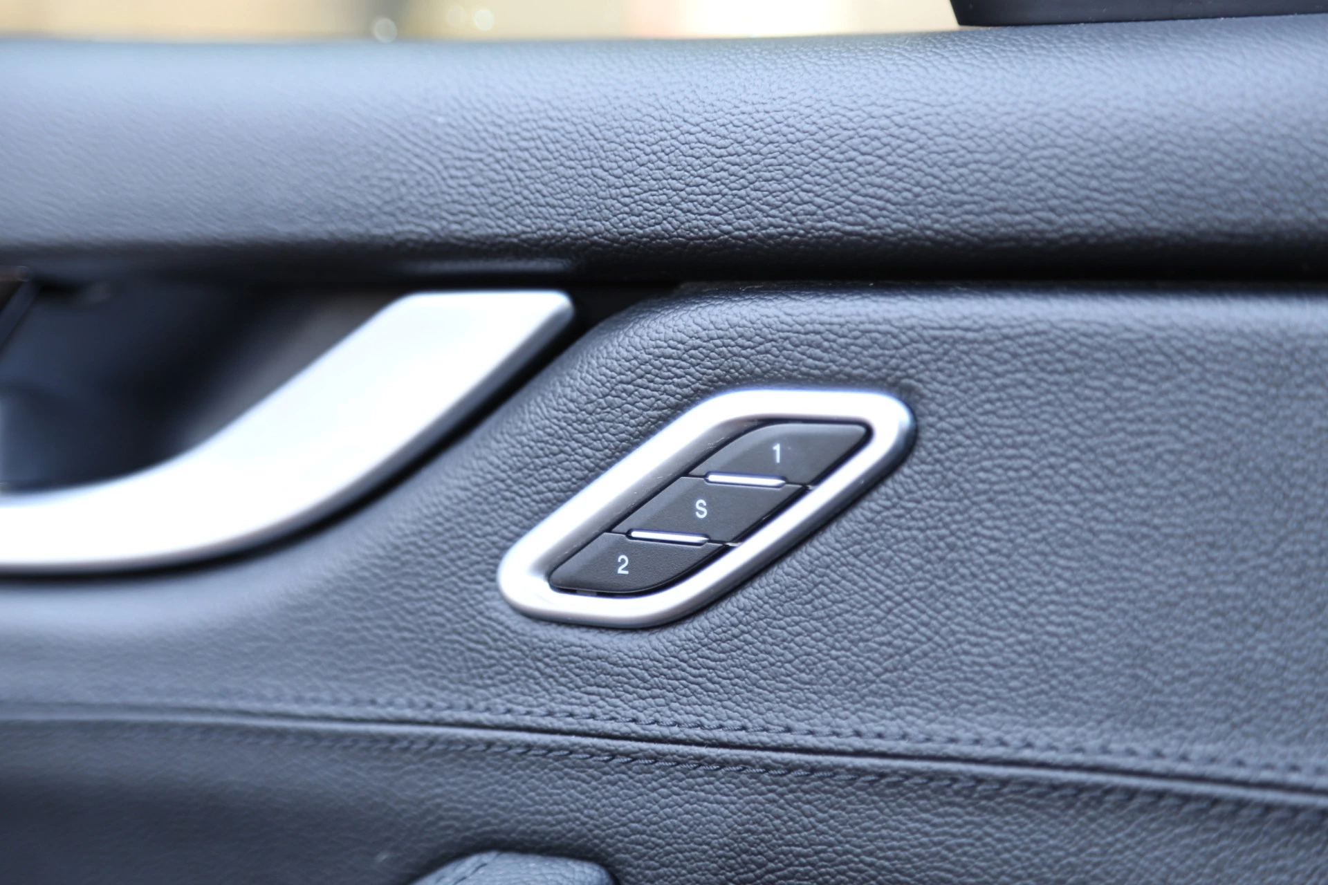 Hoofdafbeelding Maserati Levante