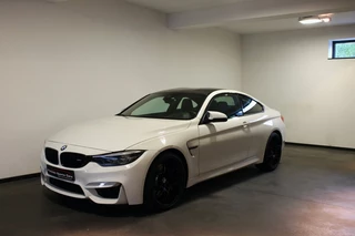 Hoofdafbeelding BMW M4 BMW M4 Competition, Camera, Navi, Harmann&Kardon, Carbon interieurpakket