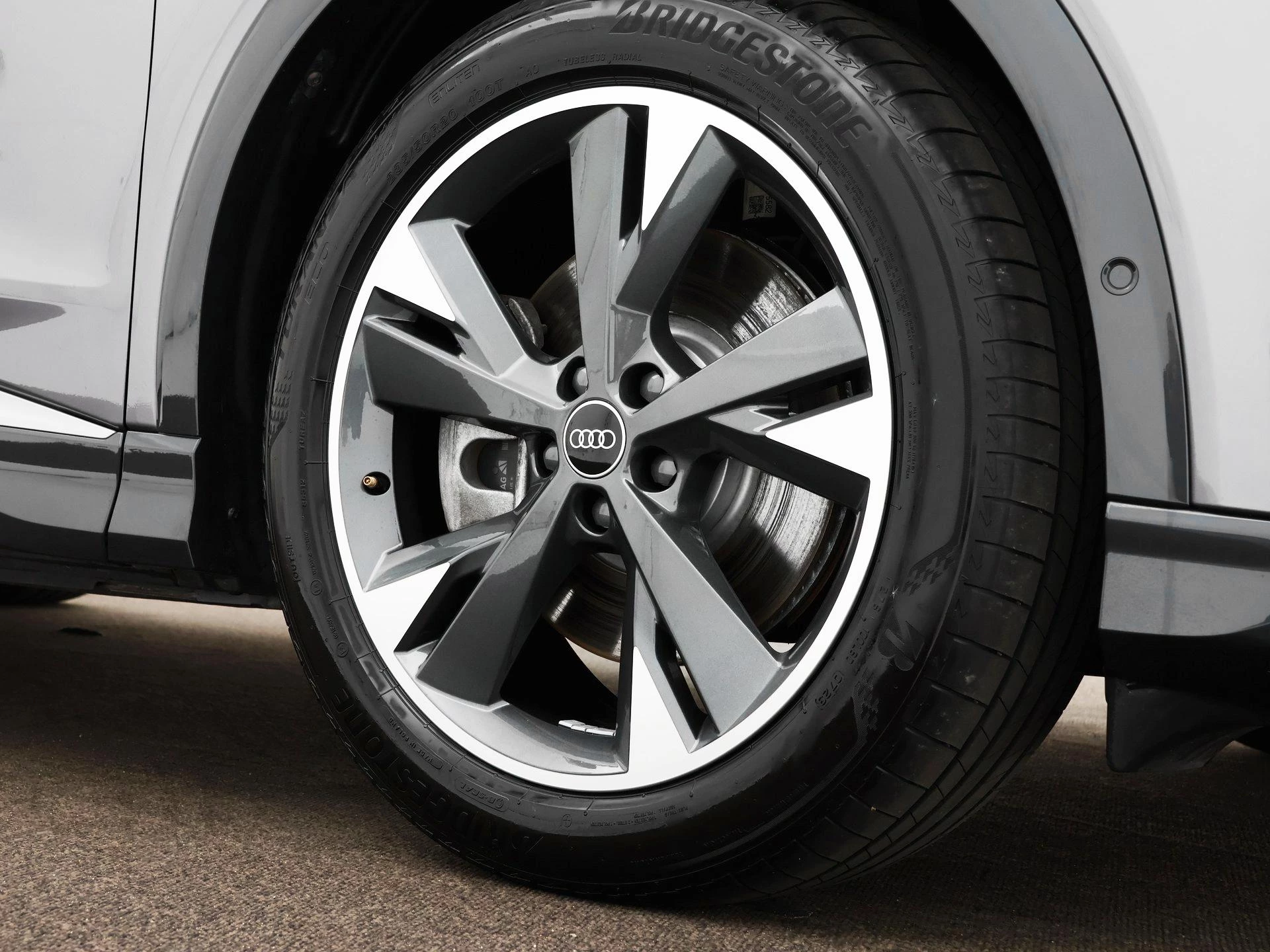 Hoofdafbeelding Audi Q4 Sportback e-tron