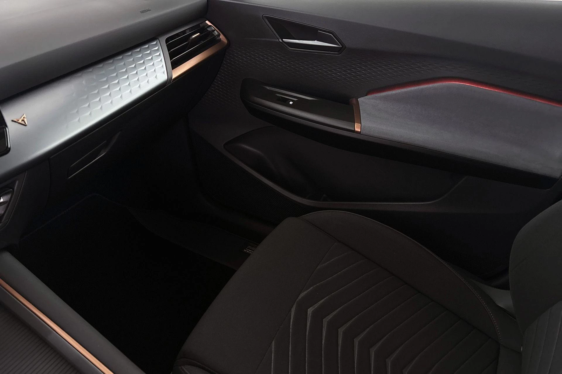 Hoofdafbeelding CUPRA Born