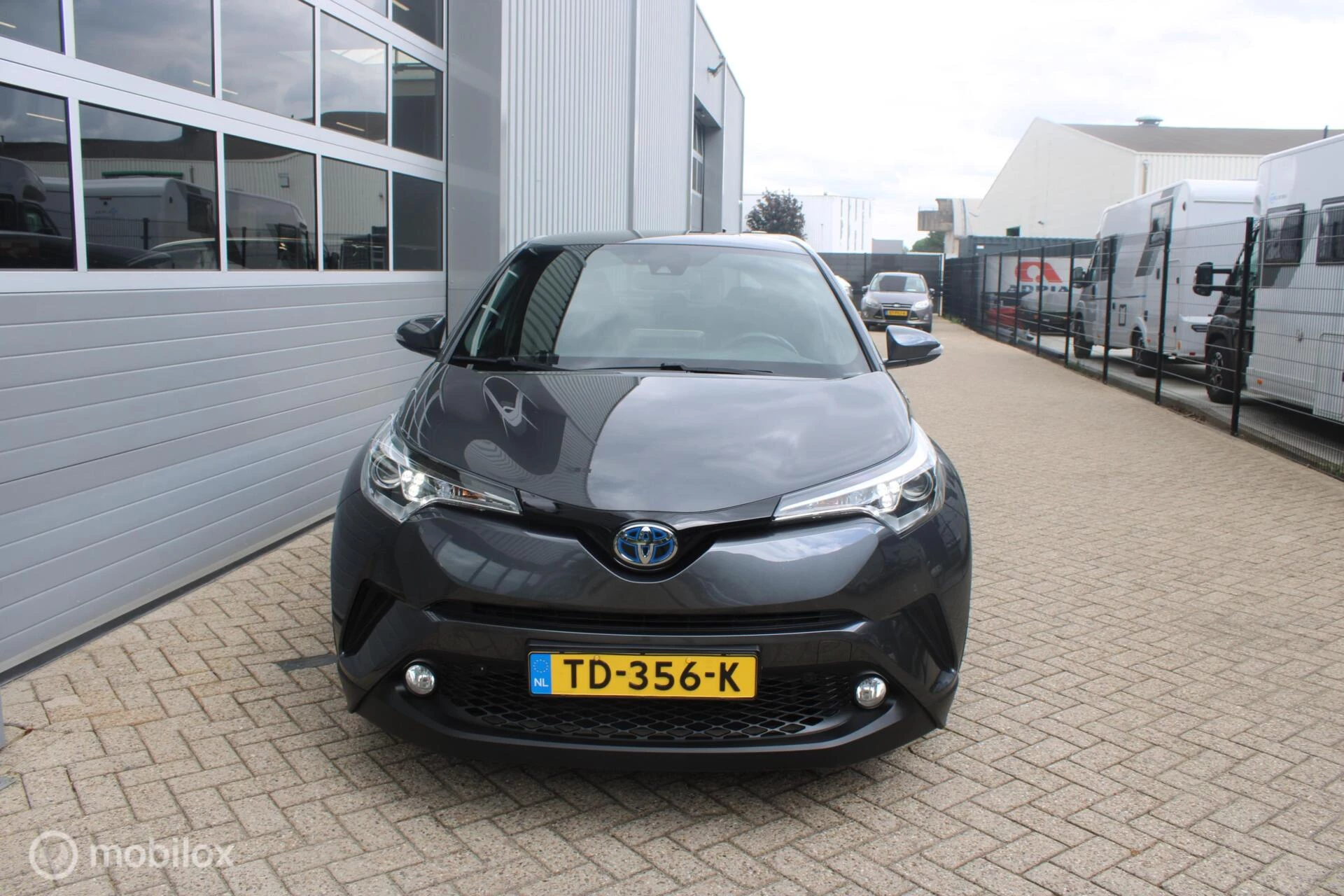 Hoofdafbeelding Toyota C-HR