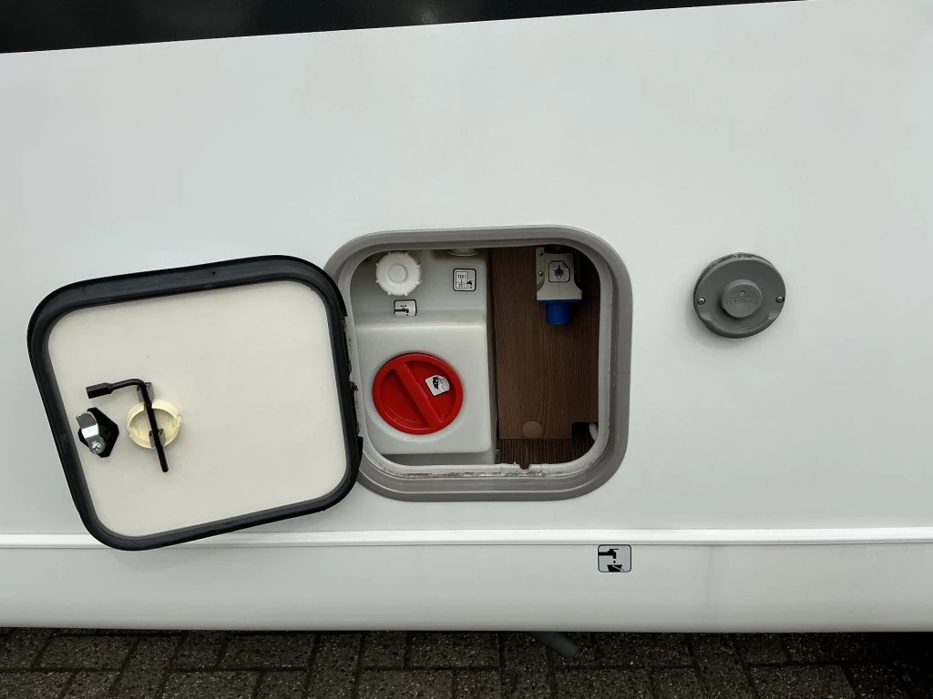 Hoofdafbeelding Bürstner Ixeo Bt6801