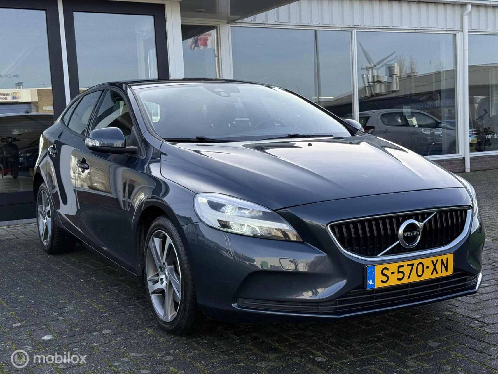 Hoofdafbeelding Volvo V40