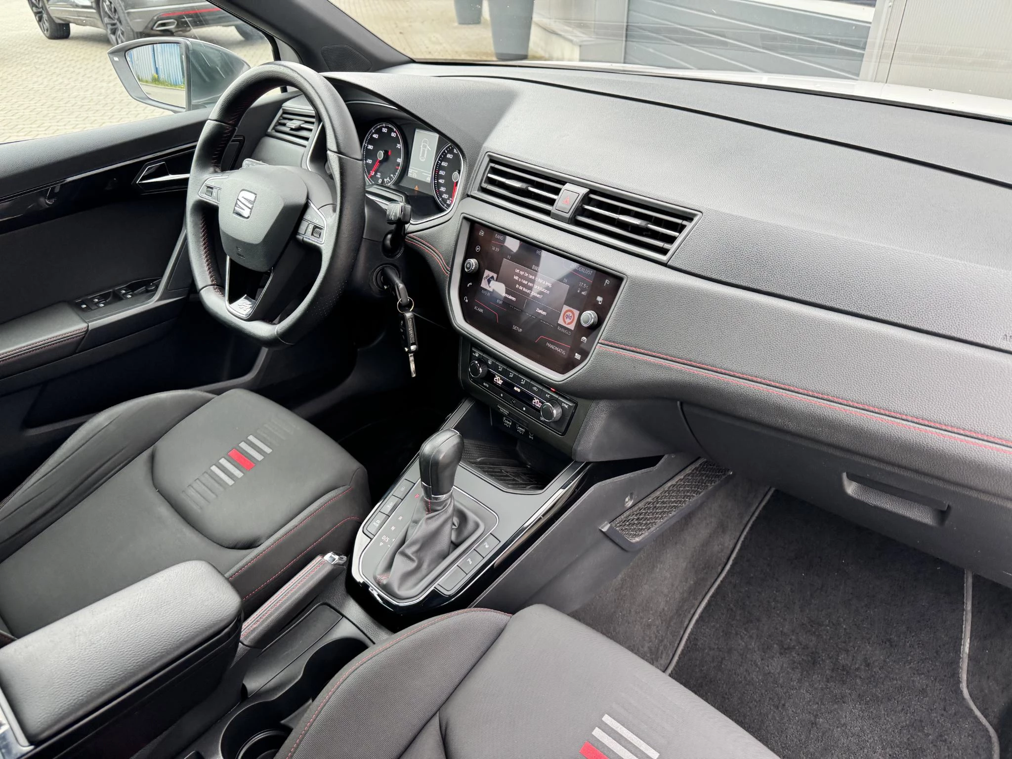 Hoofdafbeelding SEAT Arona