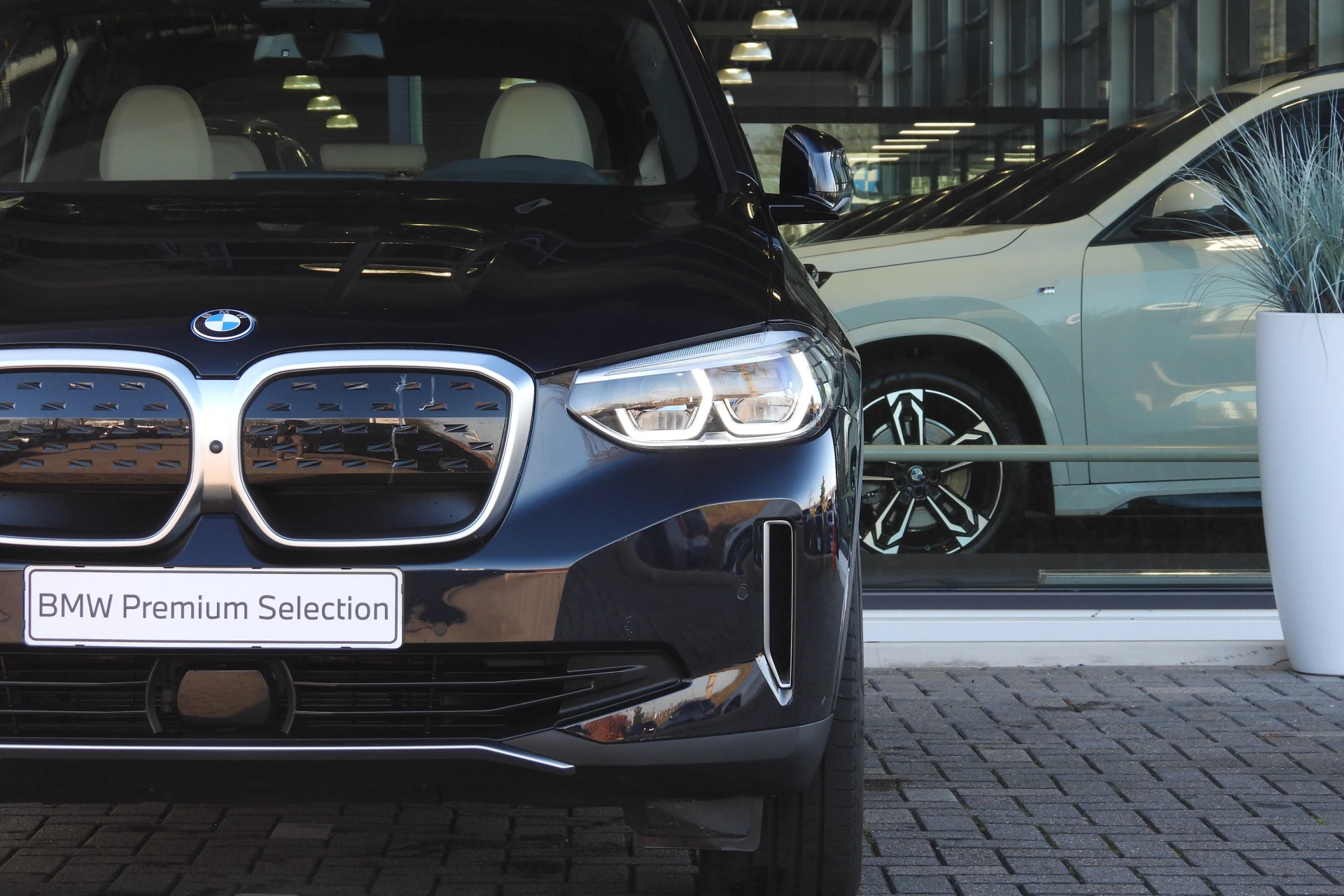 Hoofdafbeelding BMW iX3