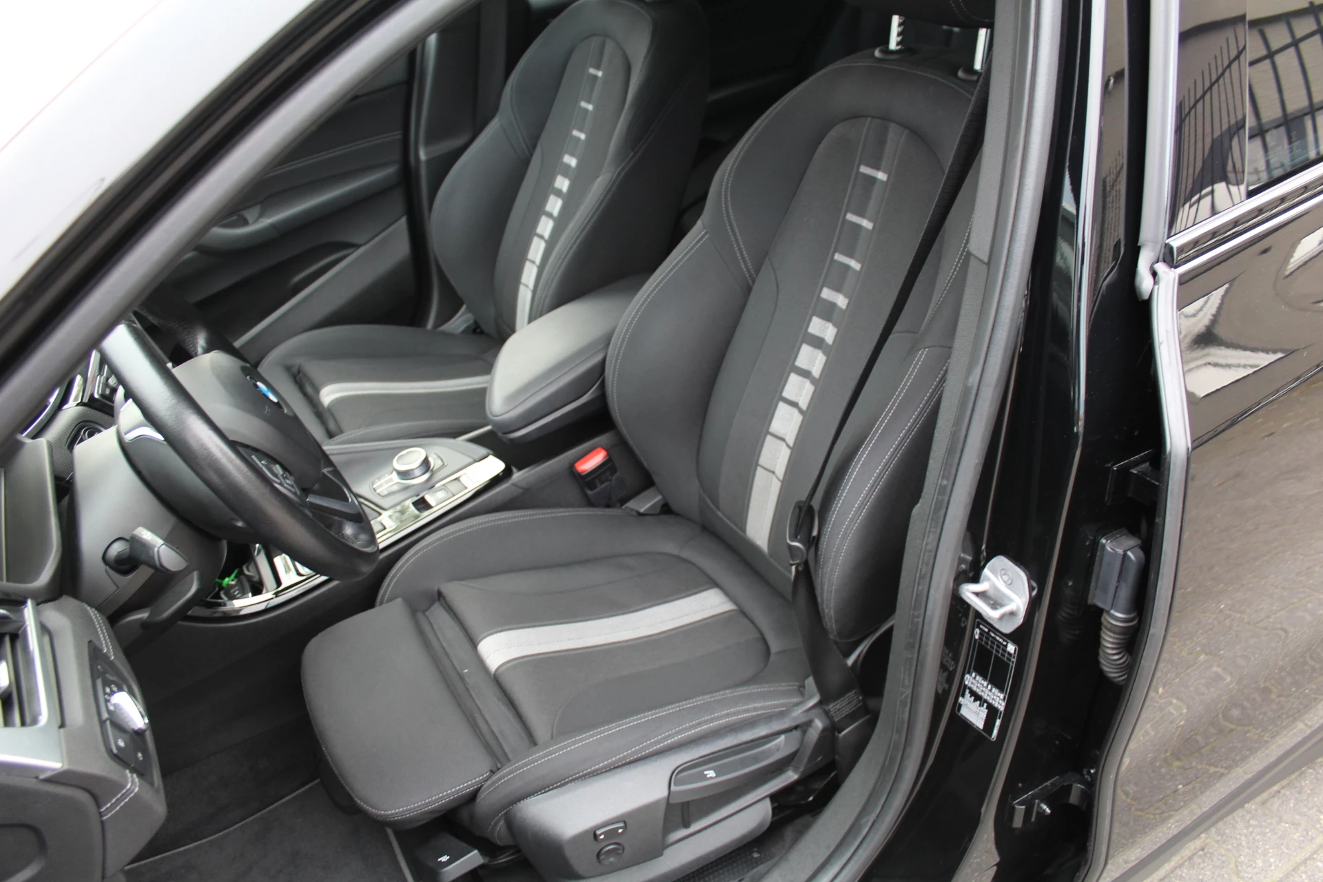 Hoofdafbeelding BMW X2