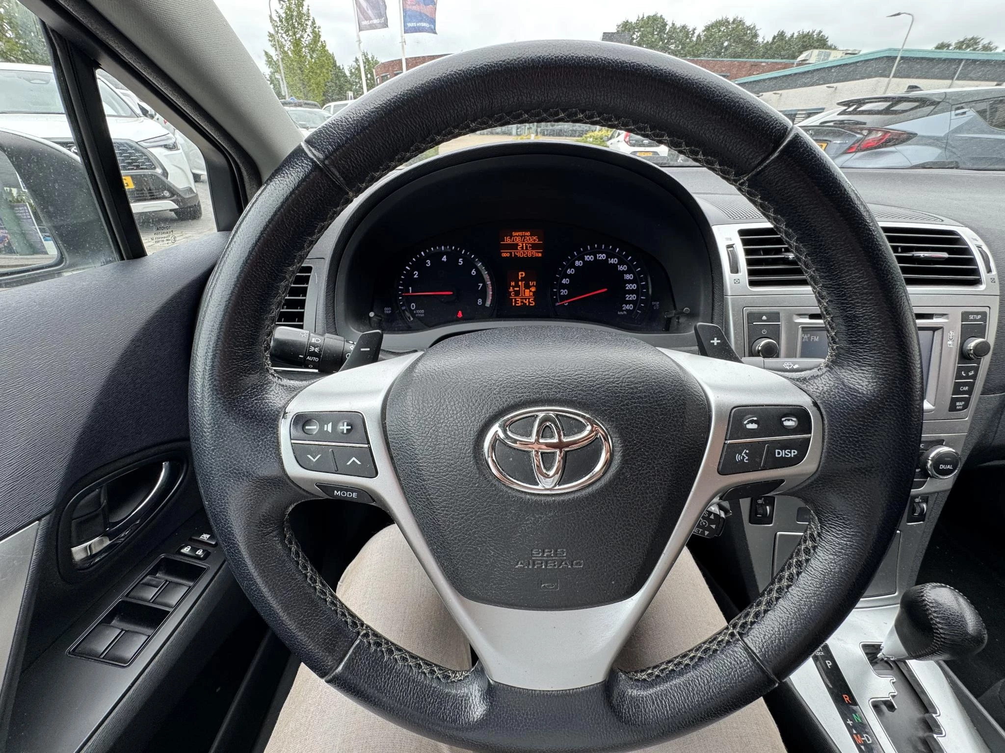 Hoofdafbeelding Toyota Avensis