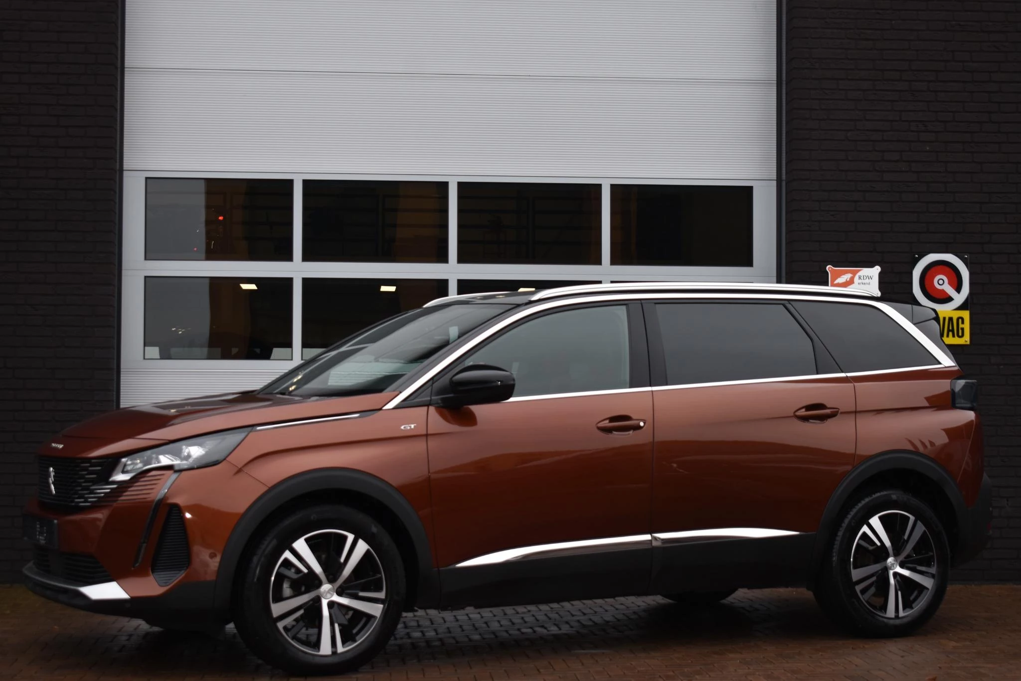 Hoofdafbeelding Peugeot 5008