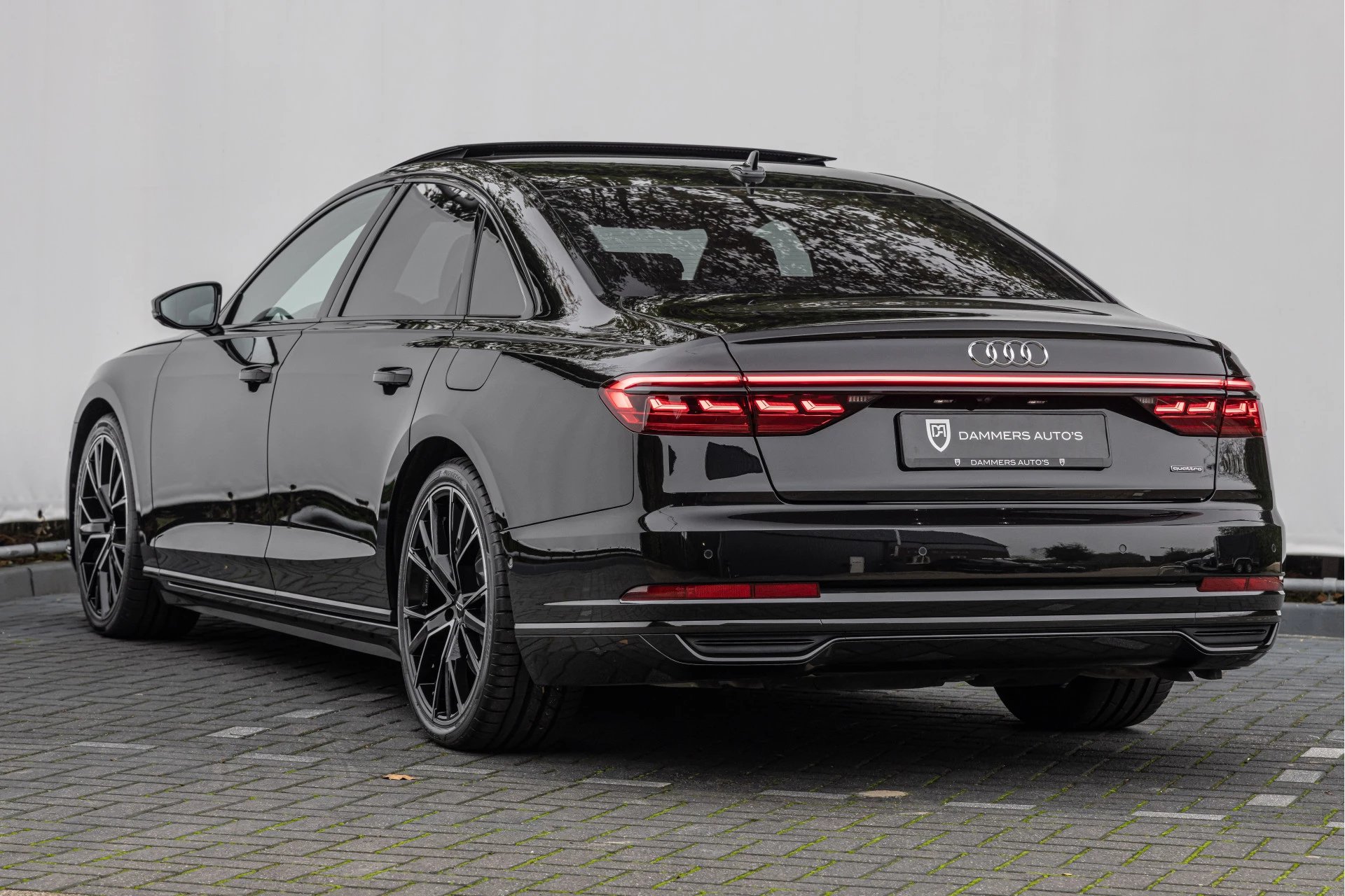 Hoofdafbeelding Audi A8