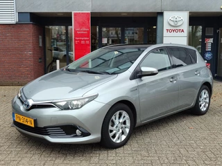 Hoofdafbeelding Toyota Auris Toyota Auris 1.8 HYBRID TREND 5-DEURS PANODAK NAVI CRUISE BLUETOOTH CAMERA 16''LM-VELGEN NL-AUTO