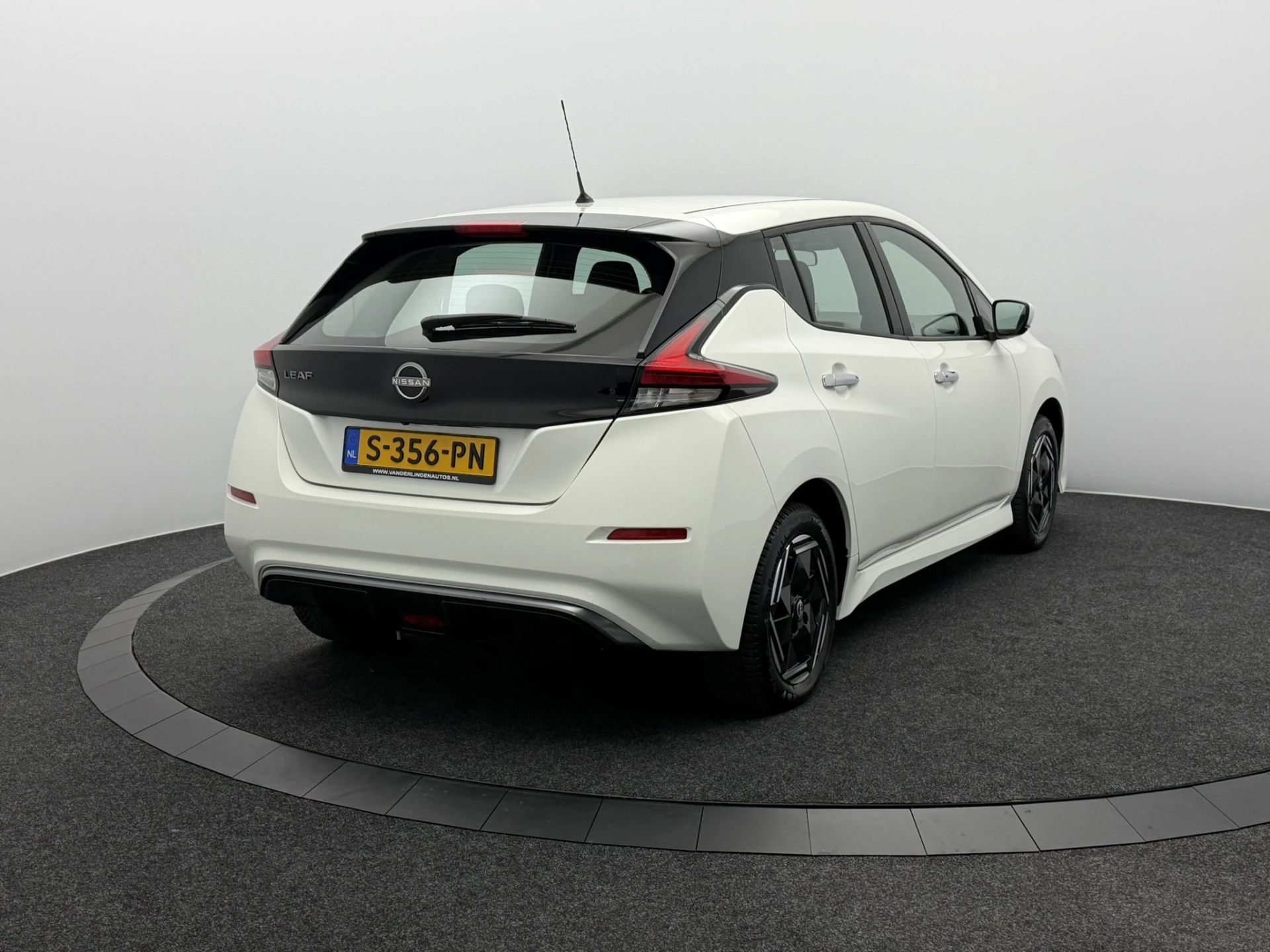 Hoofdafbeelding Nissan Leaf