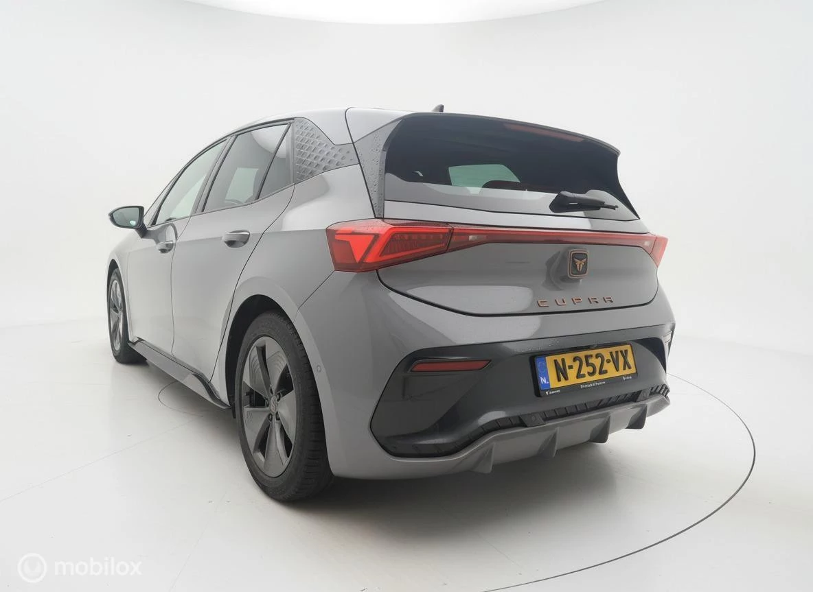 Hoofdafbeelding CUPRA Born