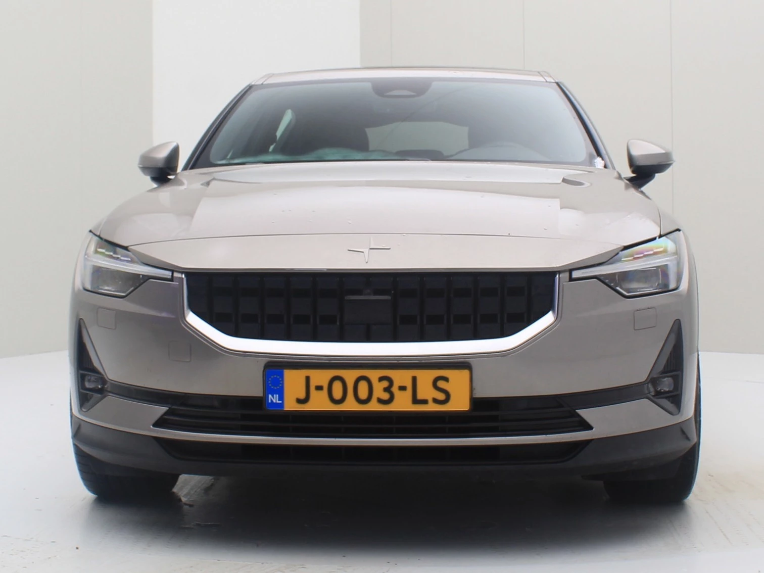 Hoofdafbeelding Polestar 2