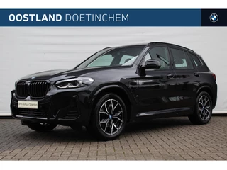 Hoofdafbeelding BMW X3 BMW X3 xDrive30e High Executive M Sport Automaat / Panoramadak / Trekhaak / Sportstoelen / LED / Comfort Access / Live Cockpit Professional / Parking Assistant