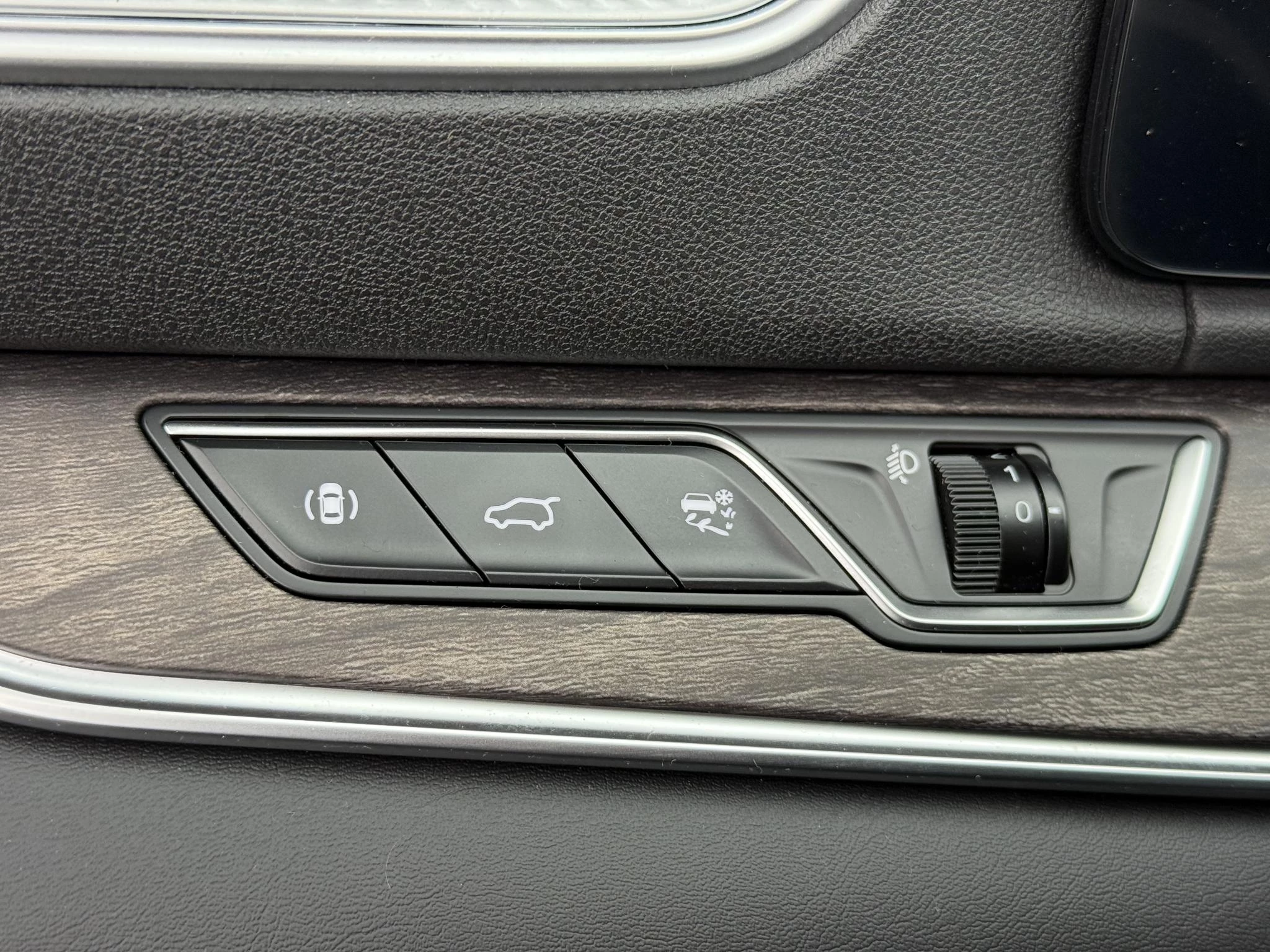 Hoofdafbeelding DFSK E5 PHEV