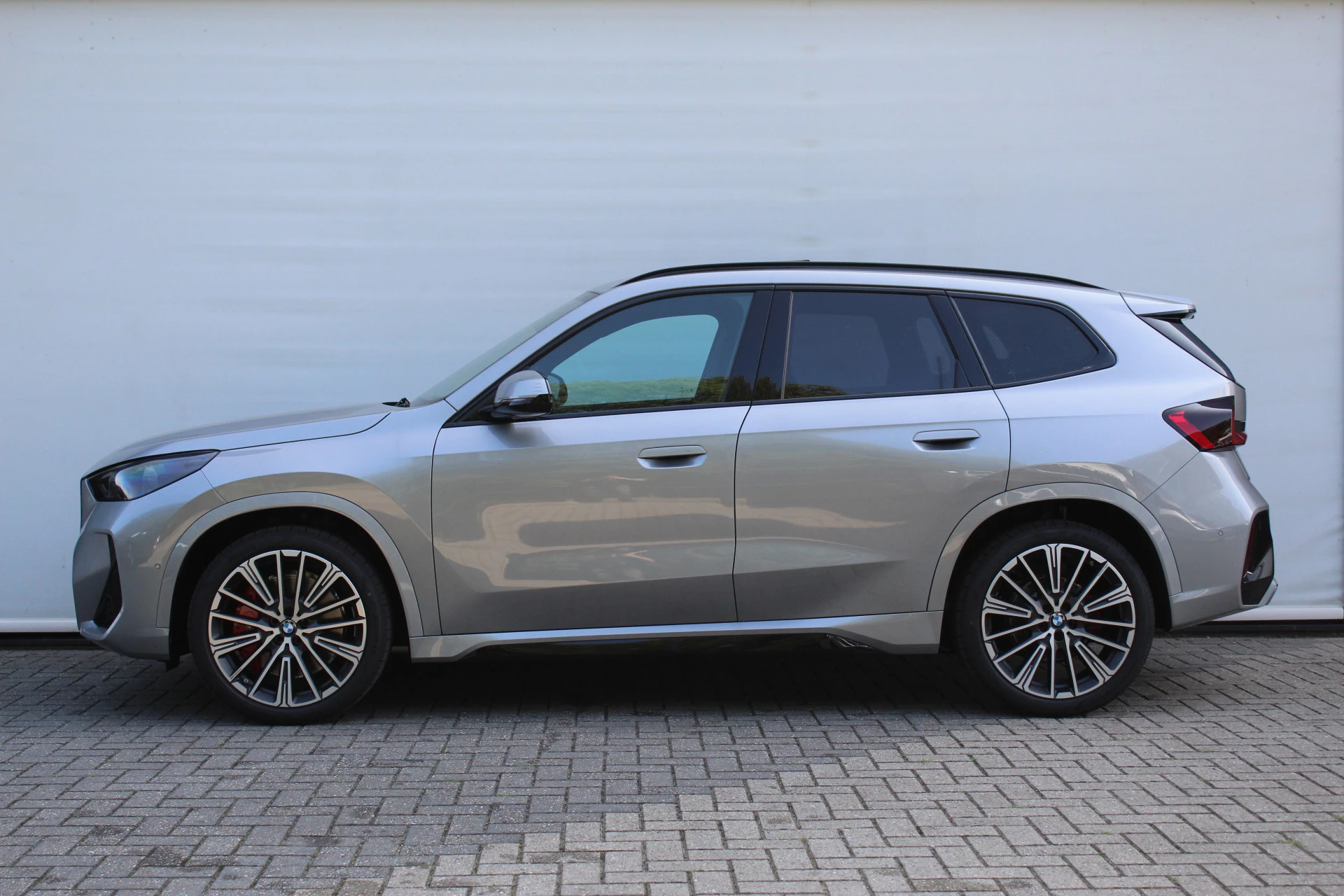 Hoofdafbeelding BMW iX1