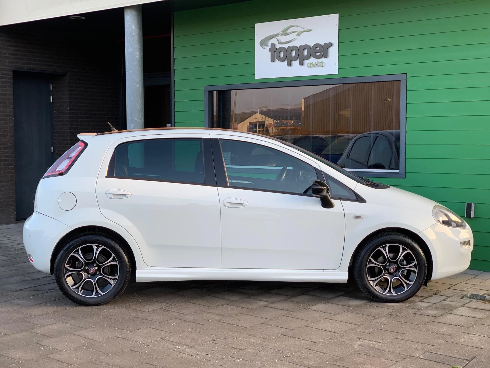 Hoofdafbeelding Fiat Punto