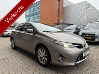 Toyota Auris 1.6 Benzine | Trekhaak | Pano | Camera | Xenon