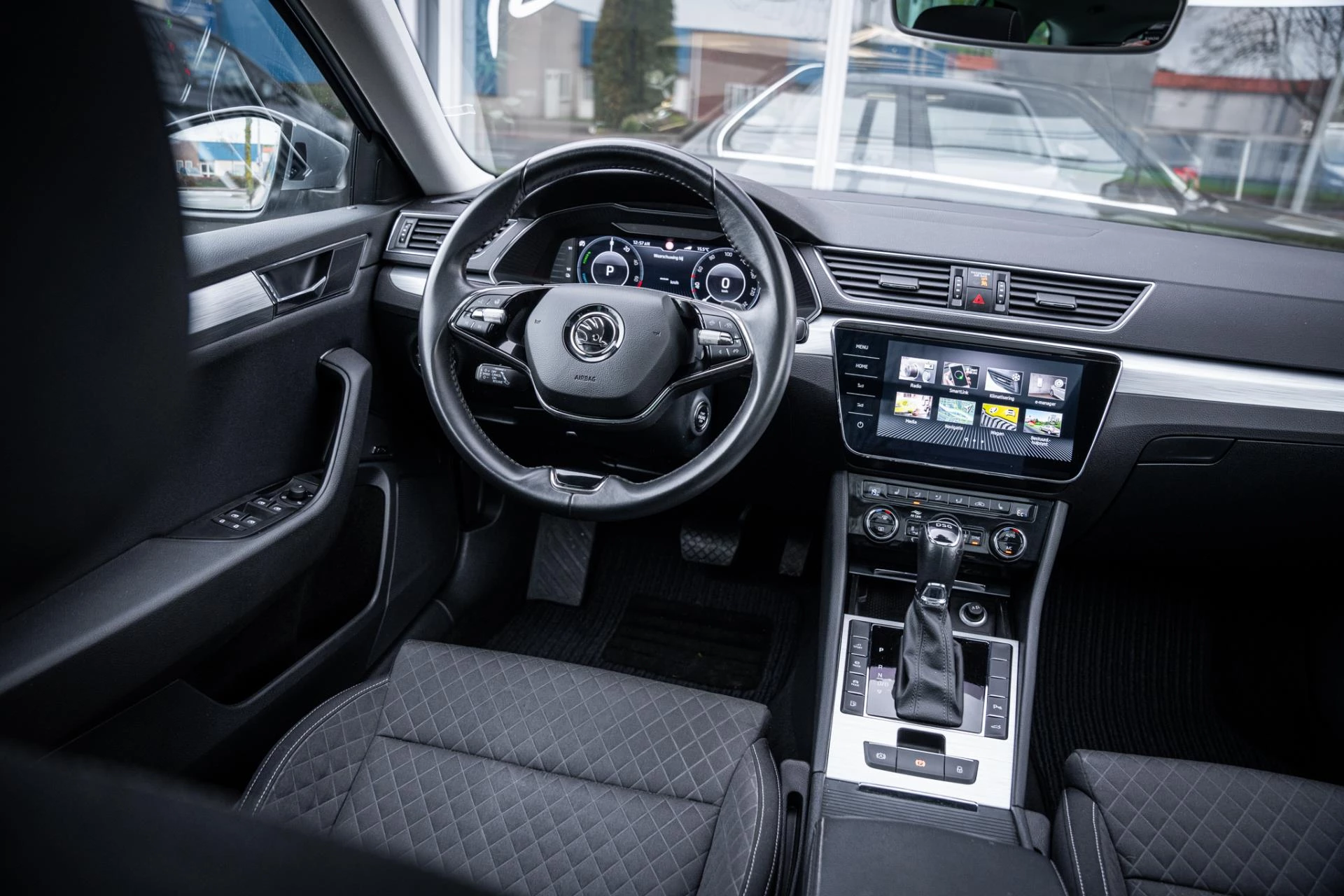 Hoofdafbeelding Škoda Superb