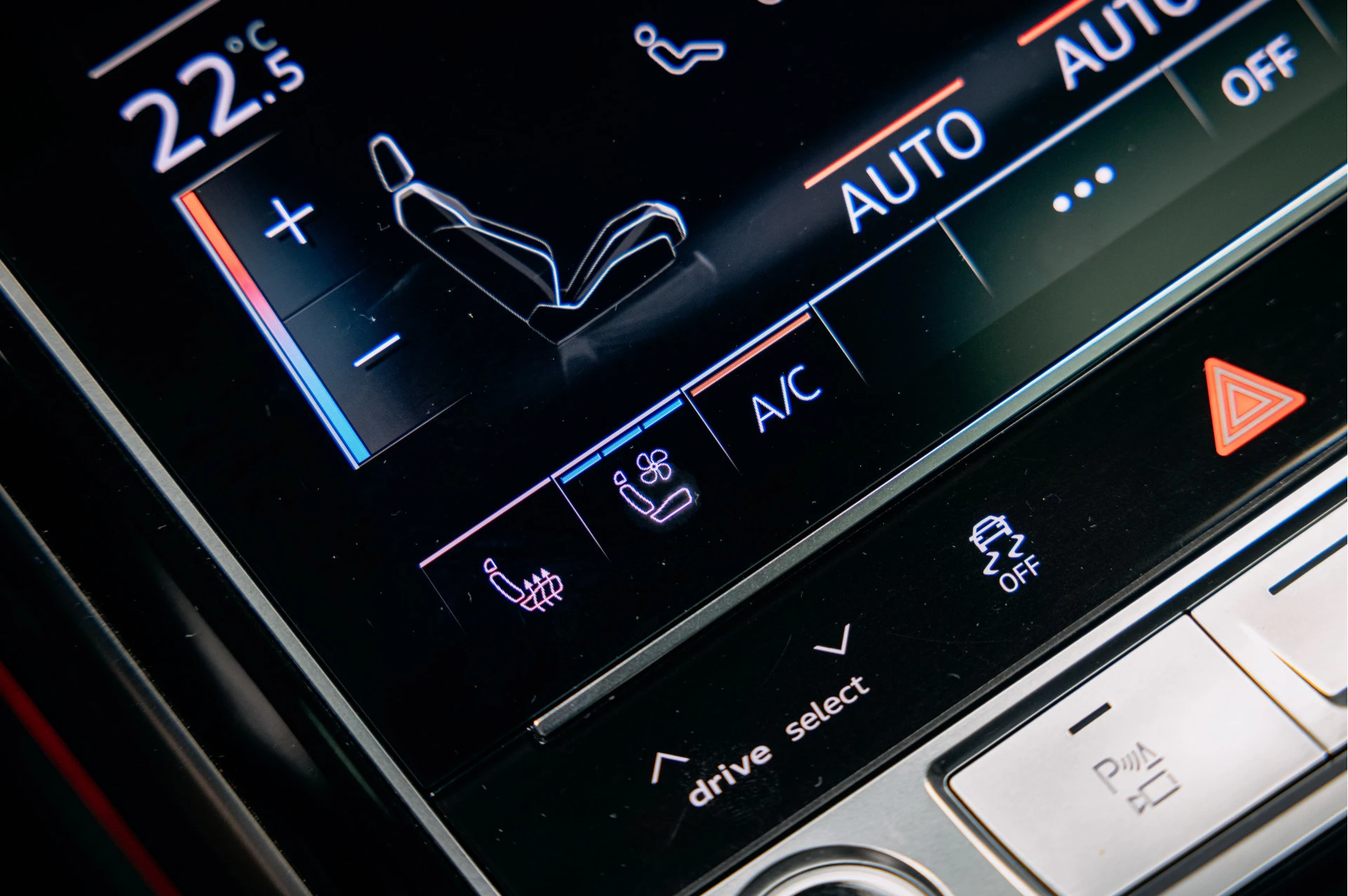Hoofdafbeelding Audi A8