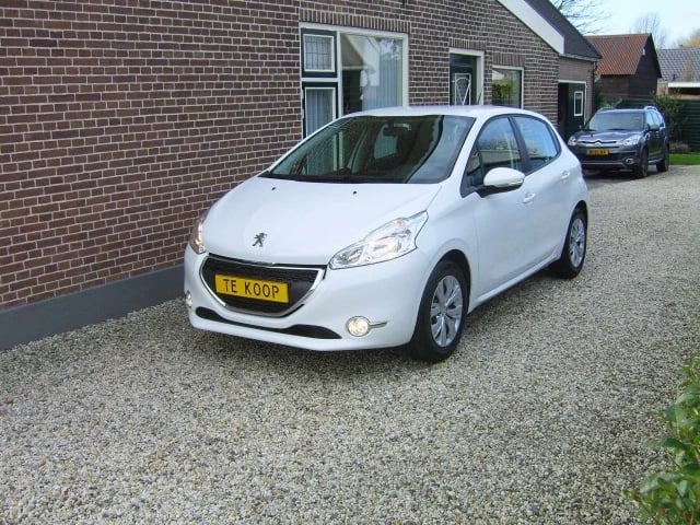 Hoofdafbeelding Peugeot 208