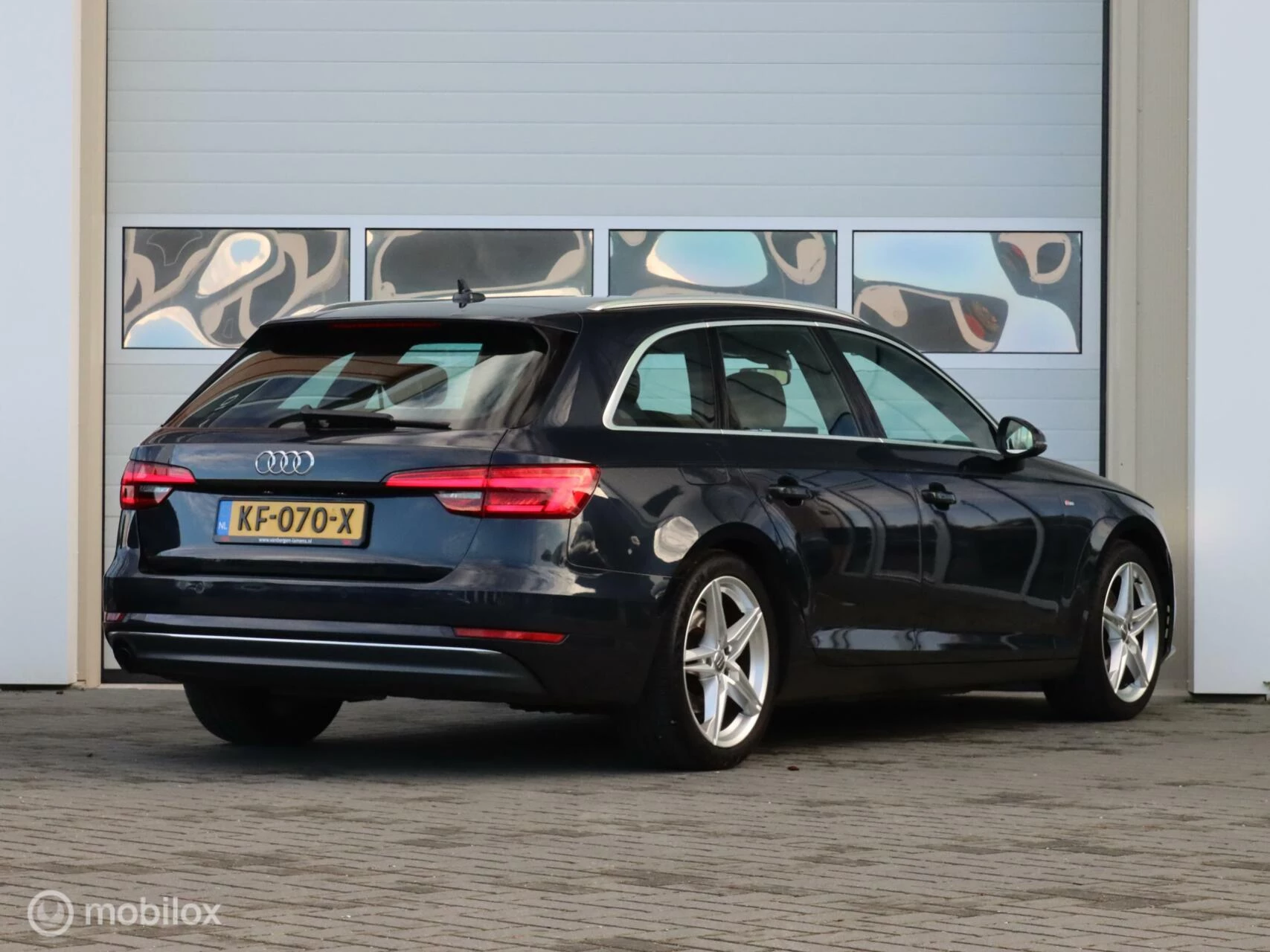 Hoofdafbeelding Audi A4