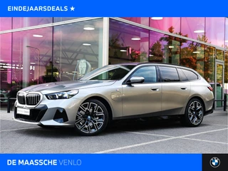BMW 5 Serie Touring 530e M Sport Automaat / Trekhaak / Active Cruise Control / Achteruitrijcamera / M Sport onderstel / Comfort Access / Adaptieve LED