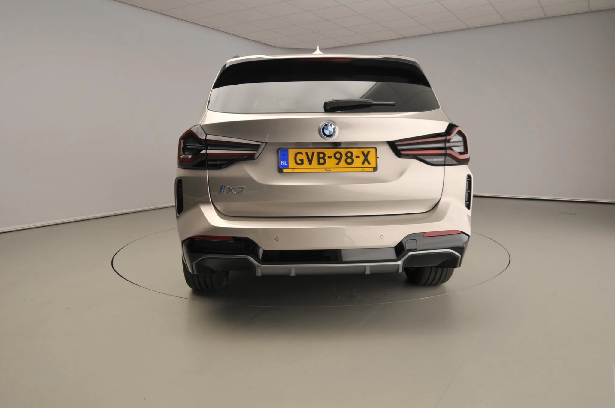 Hoofdafbeelding BMW iX3