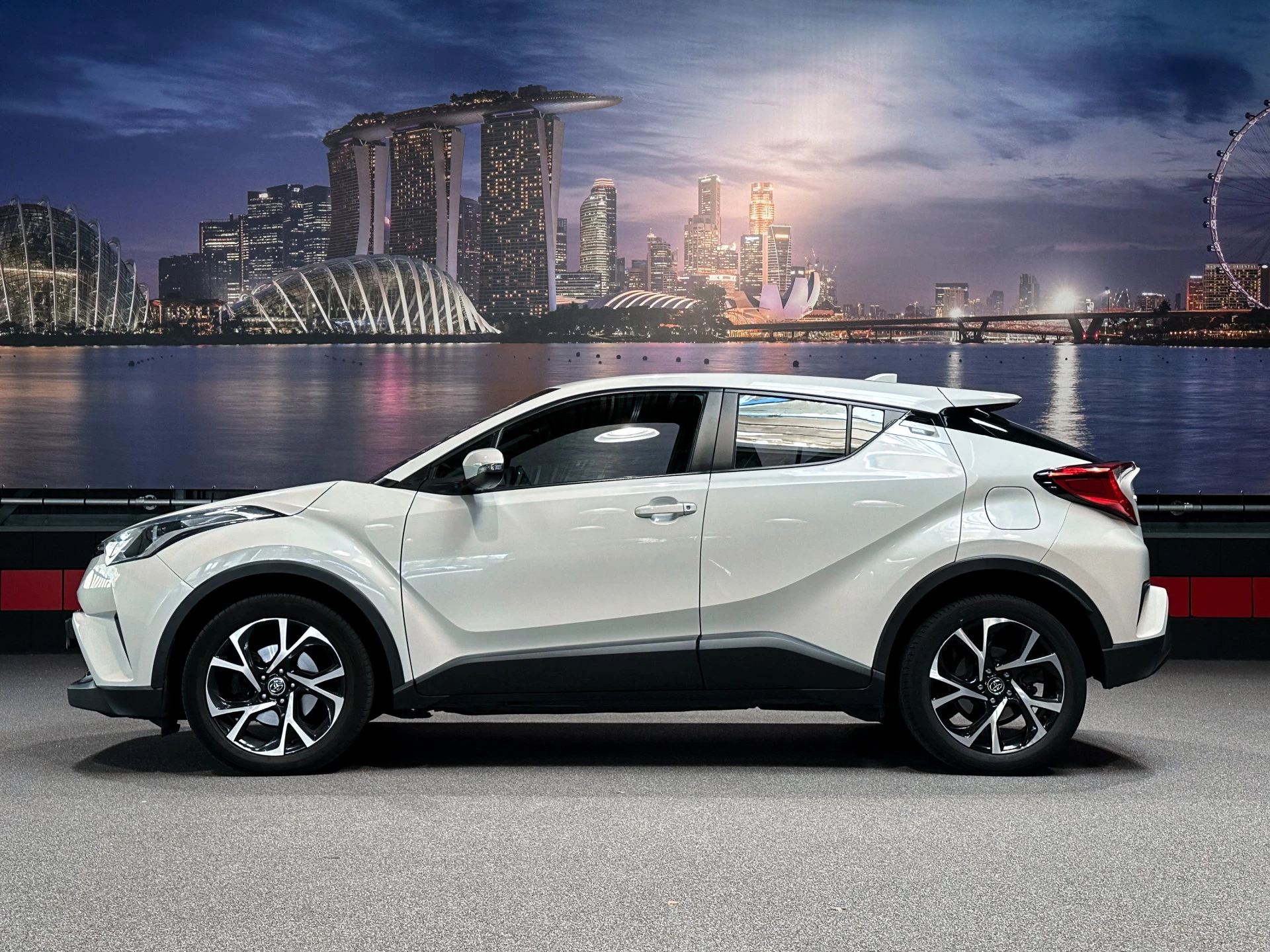 Hoofdafbeelding Toyota C-HR