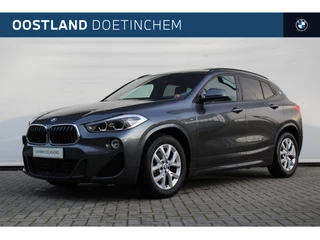 BMW X2 sDrive18i M Sport Automaat / Panoramadak / Trekhaak / Sportstoelen / Achteruitrijcamera / Adaptief onderstel / Comfort Access / LED / Stoelverwarming