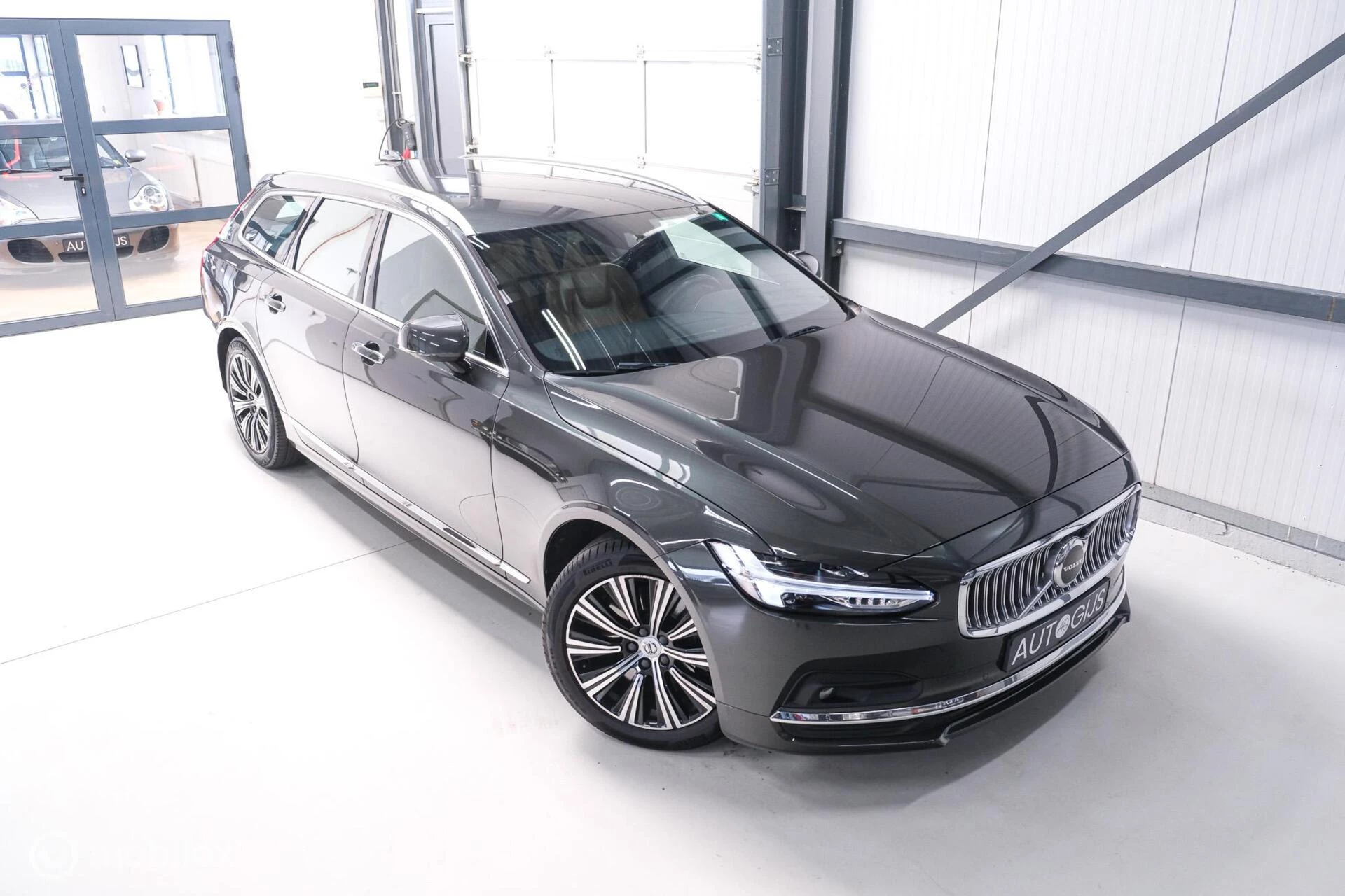 Hoofdafbeelding Volvo V90