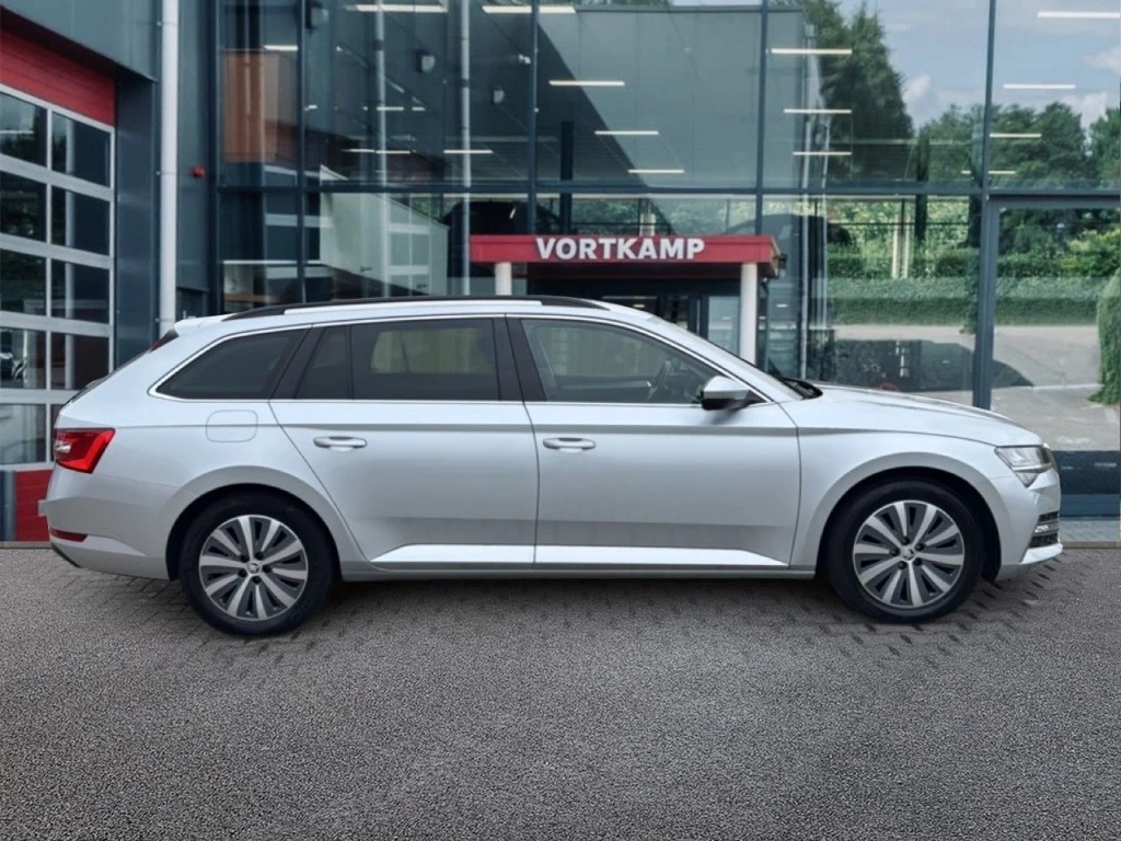 Hoofdafbeelding Škoda Superb