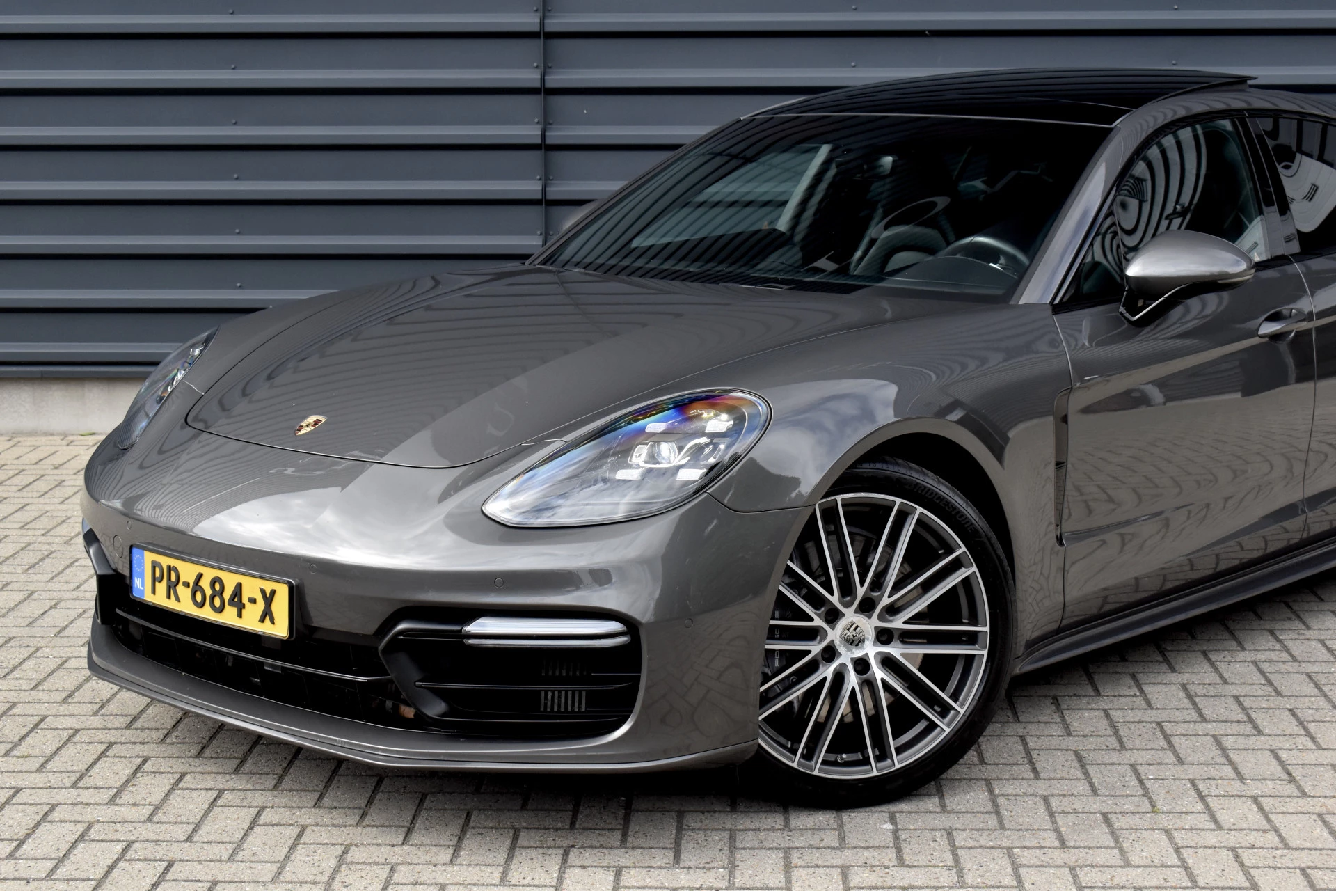 Hoofdafbeelding Porsche Panamera