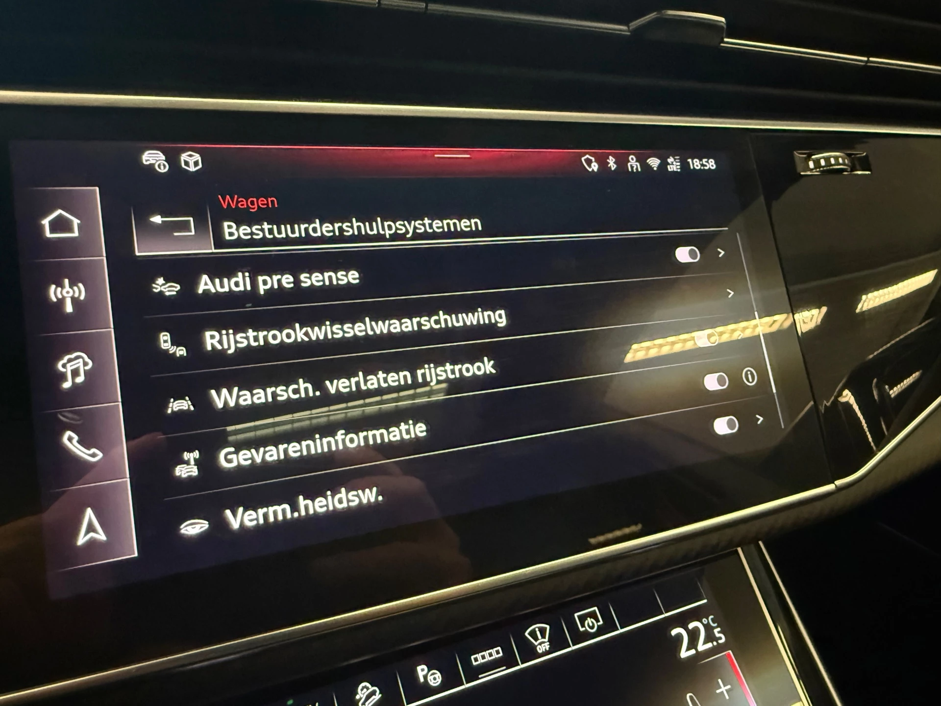 Hoofdafbeelding Audi Q8