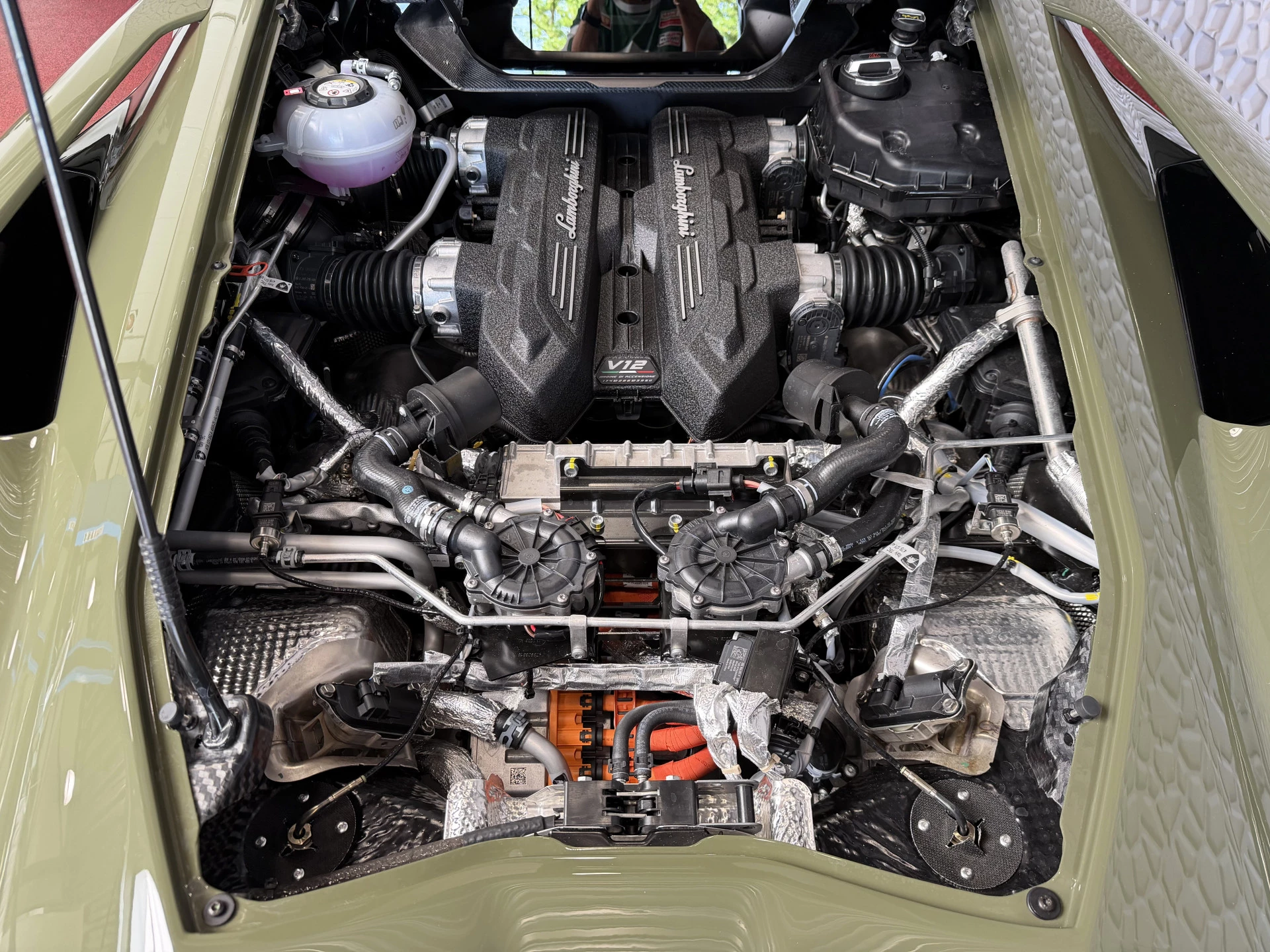 Hoofdafbeelding Lamborghini Revuelto